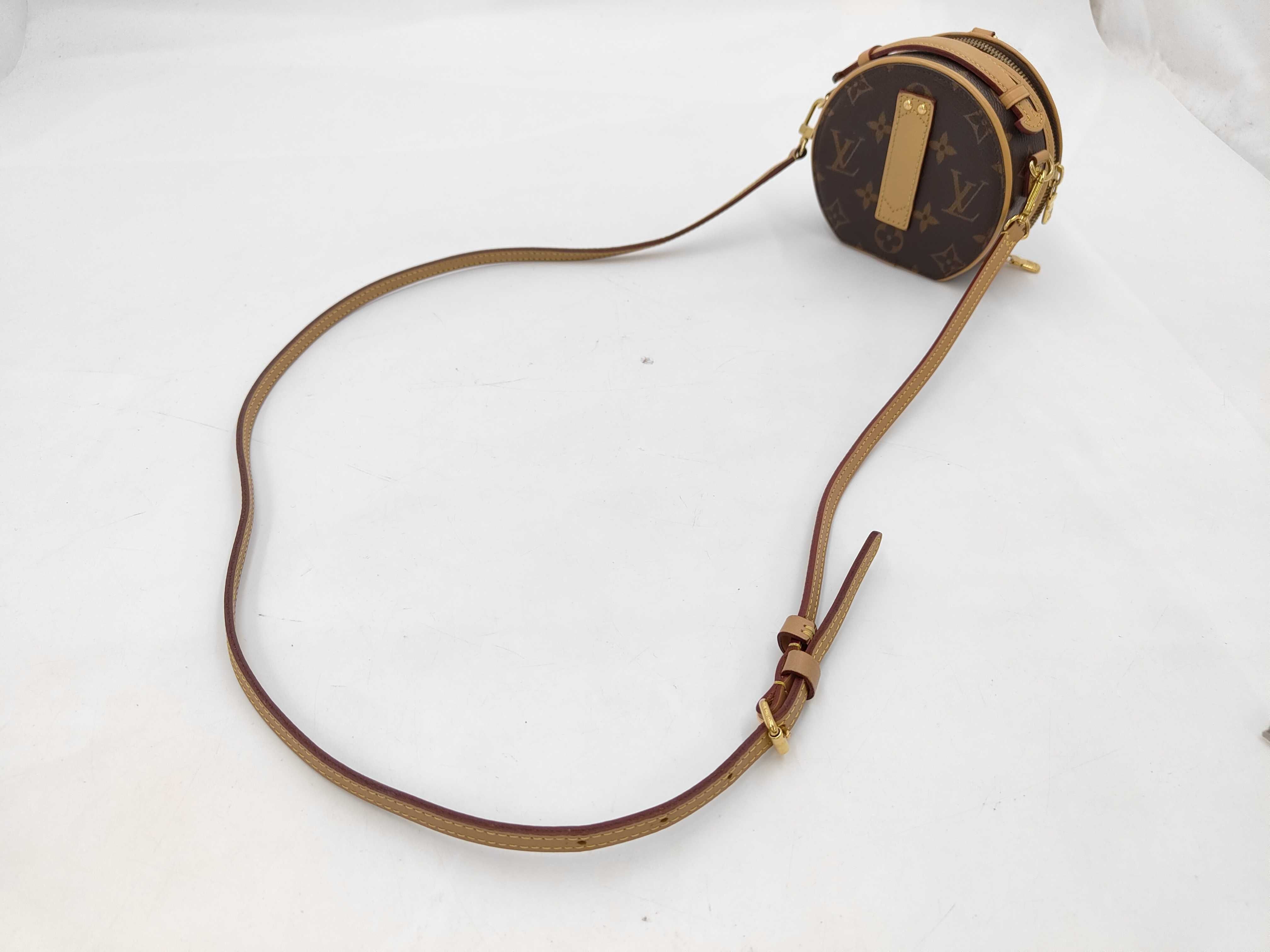 Monogram Mini Boite Chapeau M44699 Shoulder Bag — view 11