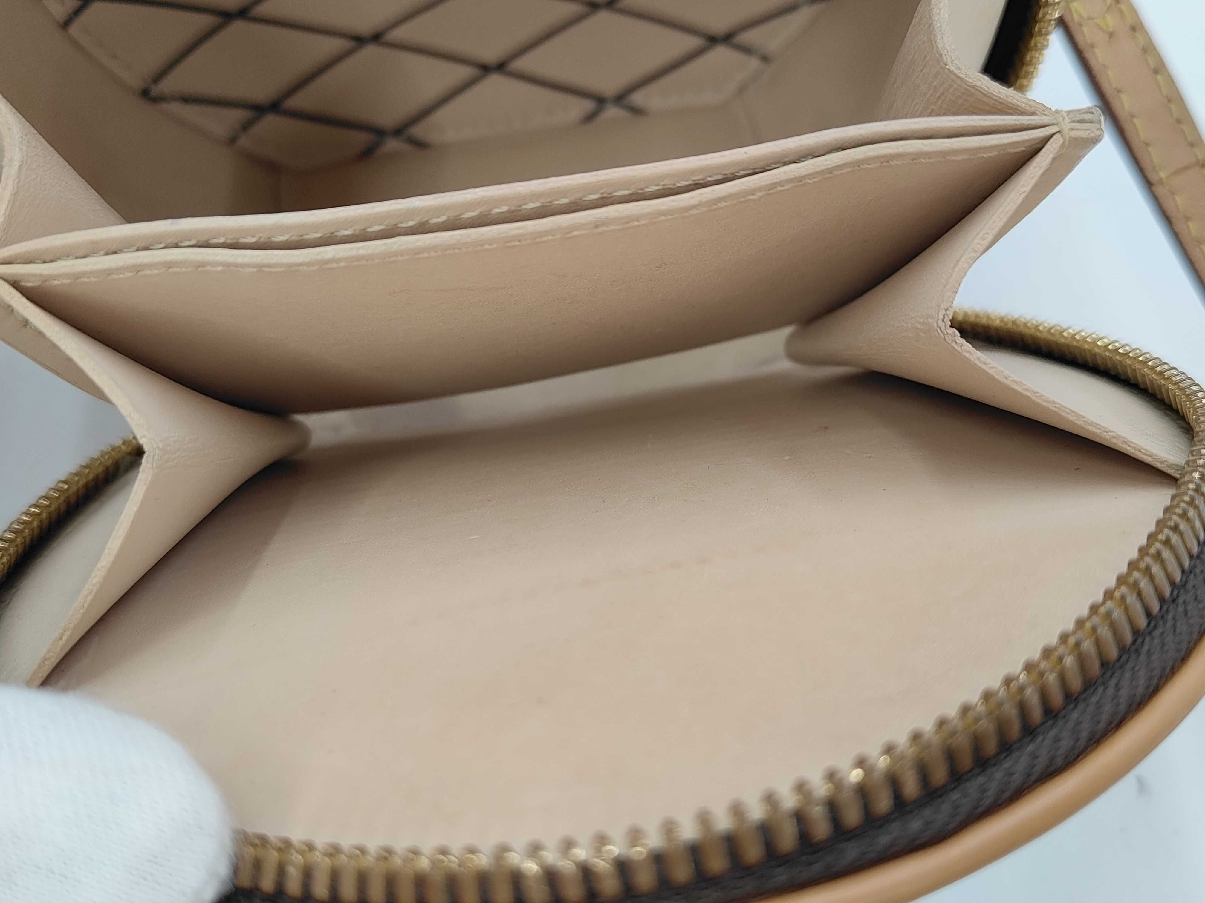 Monogram Mini Boite Chapeau M44699 Shoulder Bag — view 5