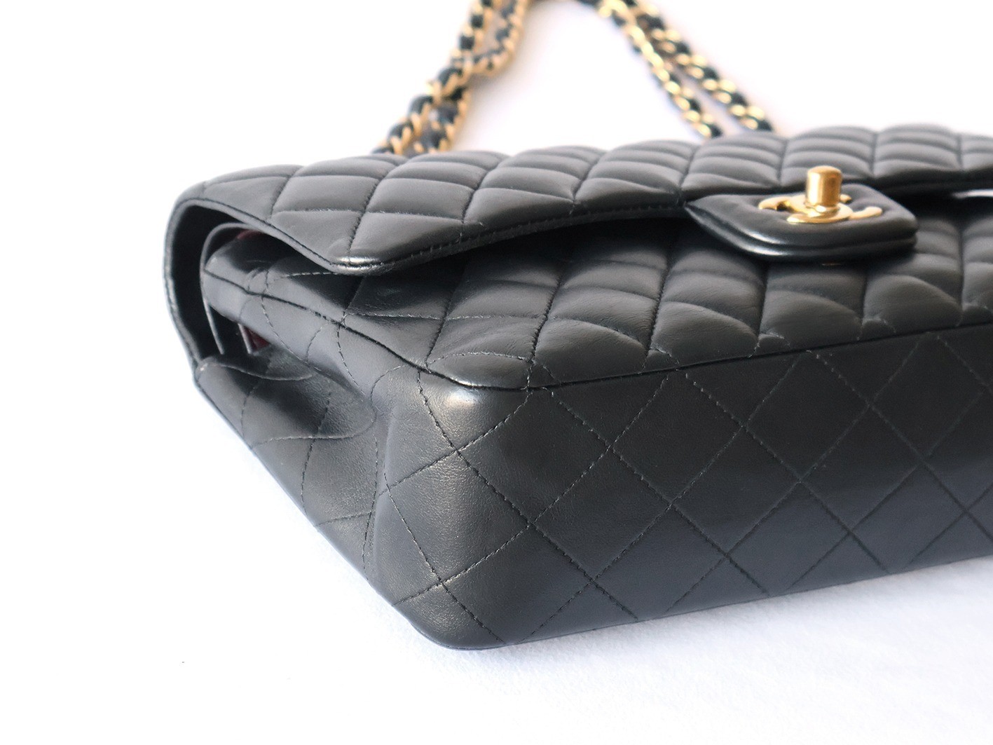 Matelassé 25 Lambskin Double Flap Double Chain Shoulder Bag, Black — view 3