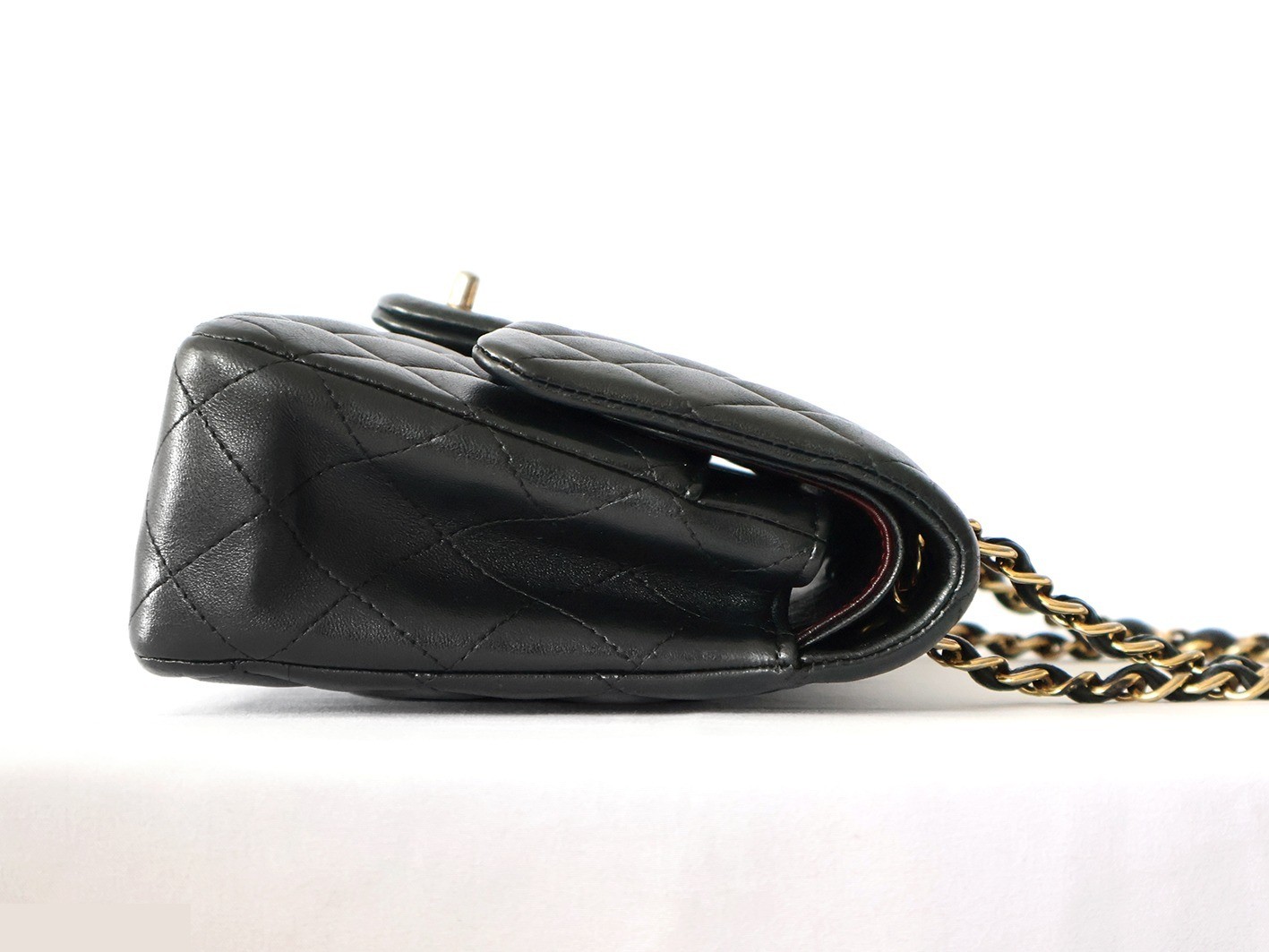Matelassé 25 Lambskin Double Flap Double Chain Shoulder Bag, Black — view 7