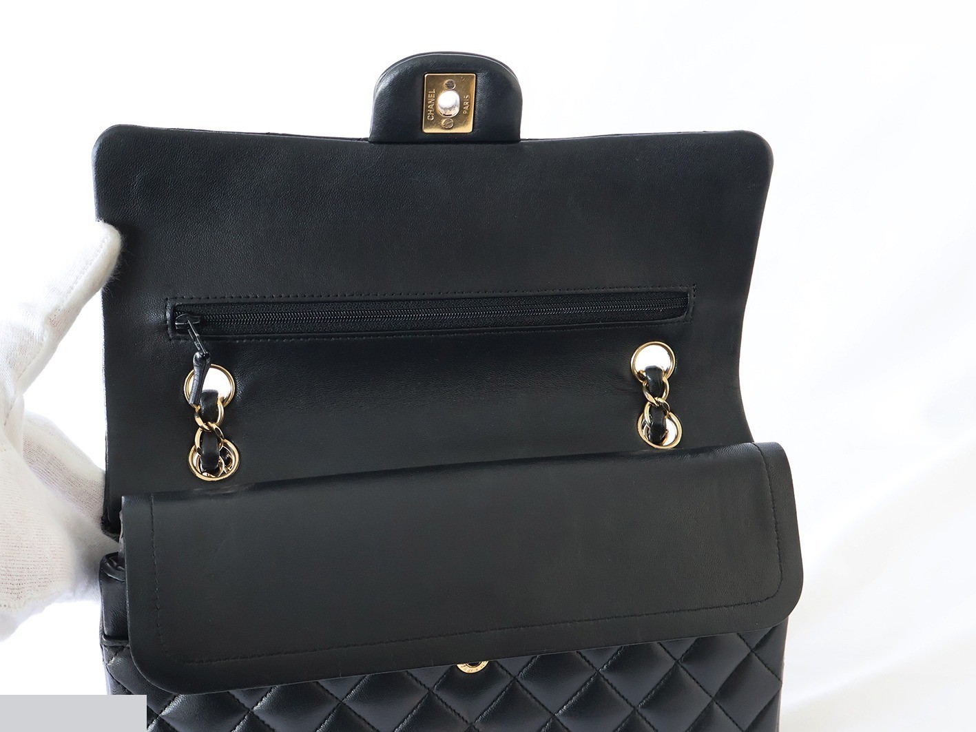 Matelassé 25 Lambskin Double Flap Double Chain Shoulder Bag, Black — view 10