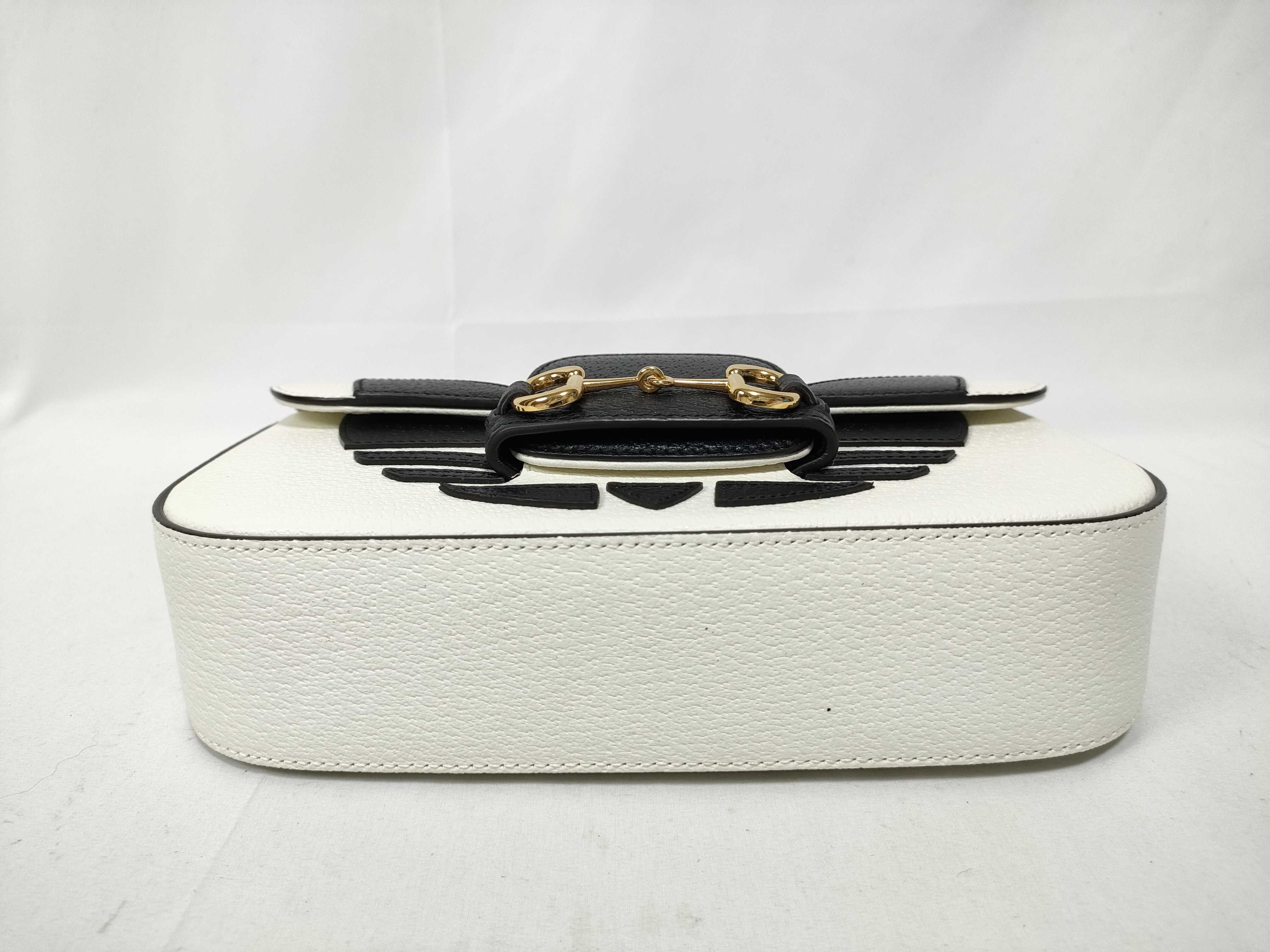 x adidas Horsebit Chain Shoulder Bag 722009 White 2-Way Shoulder Bag — view 3