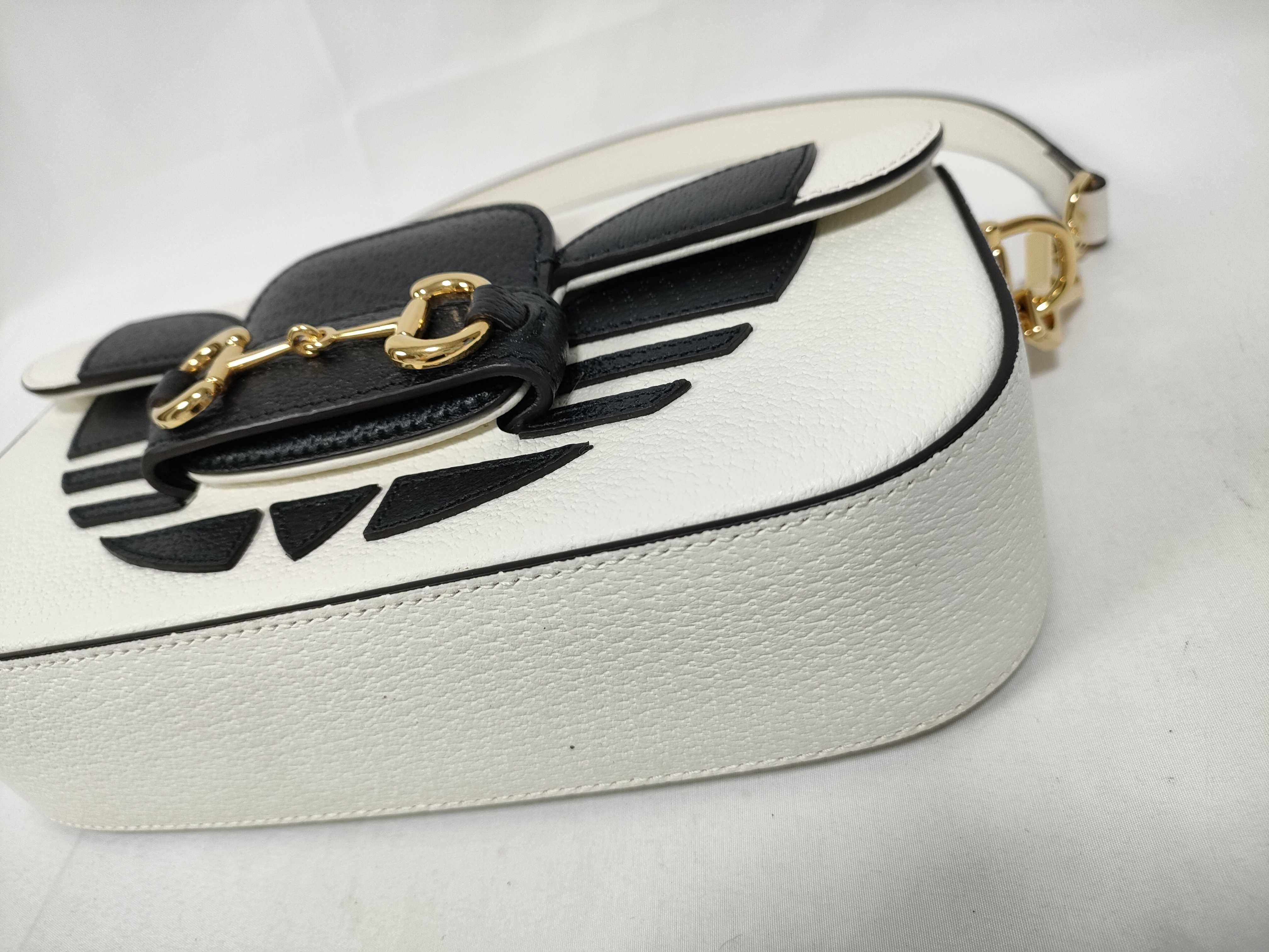 x adidas Horsebit Chain Shoulder Bag 722009 White 2-Way Shoulder Bag — view 4
