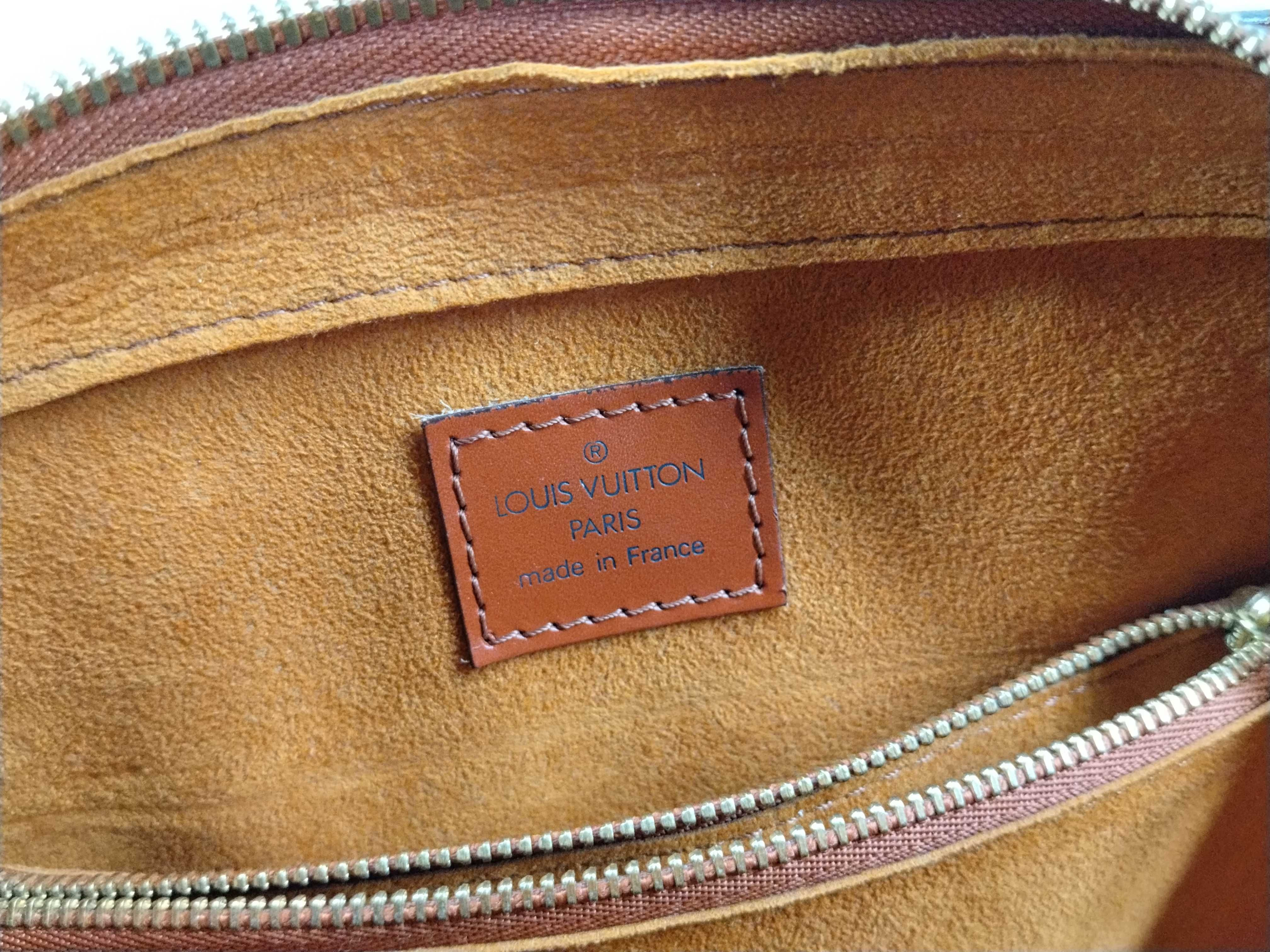 Epi Pont Neuf PM Handbag — view 14