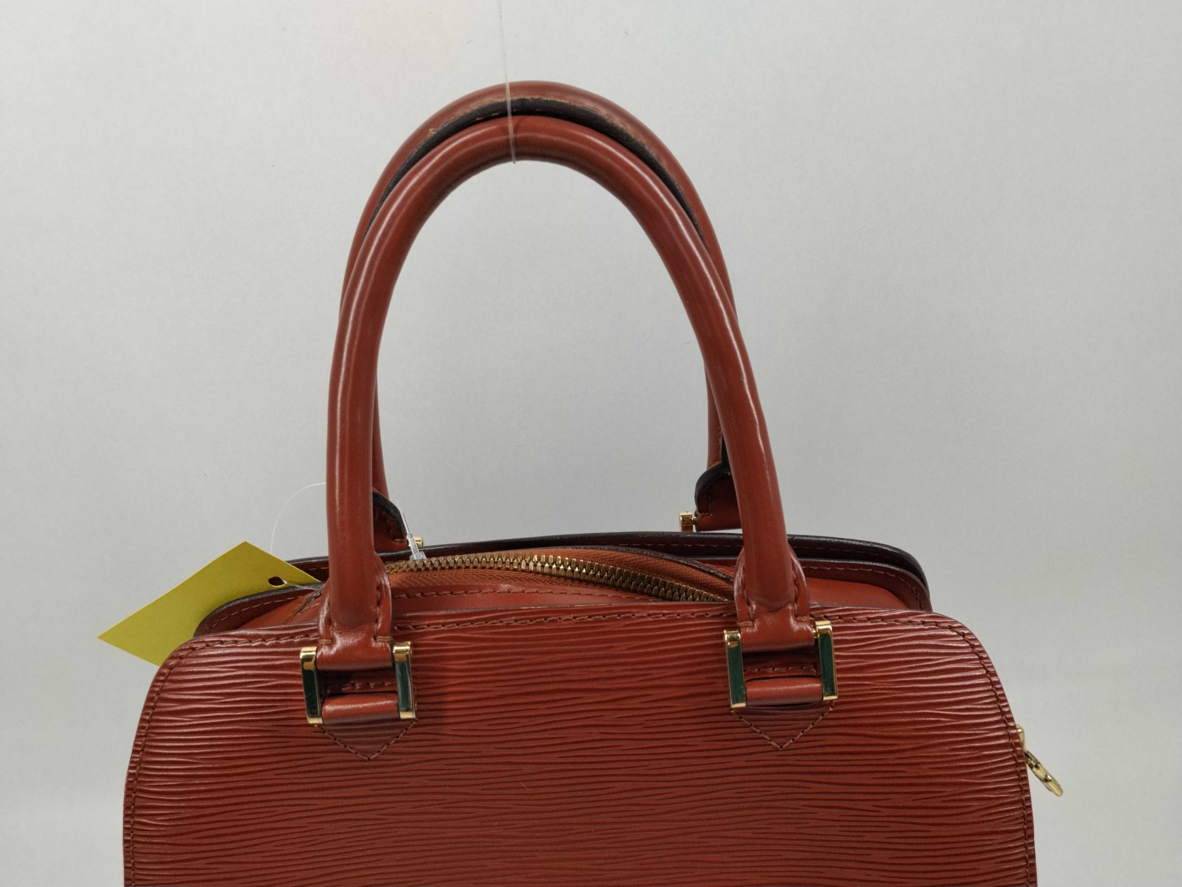 Epi Pont Neuf PM Handbag — view 4