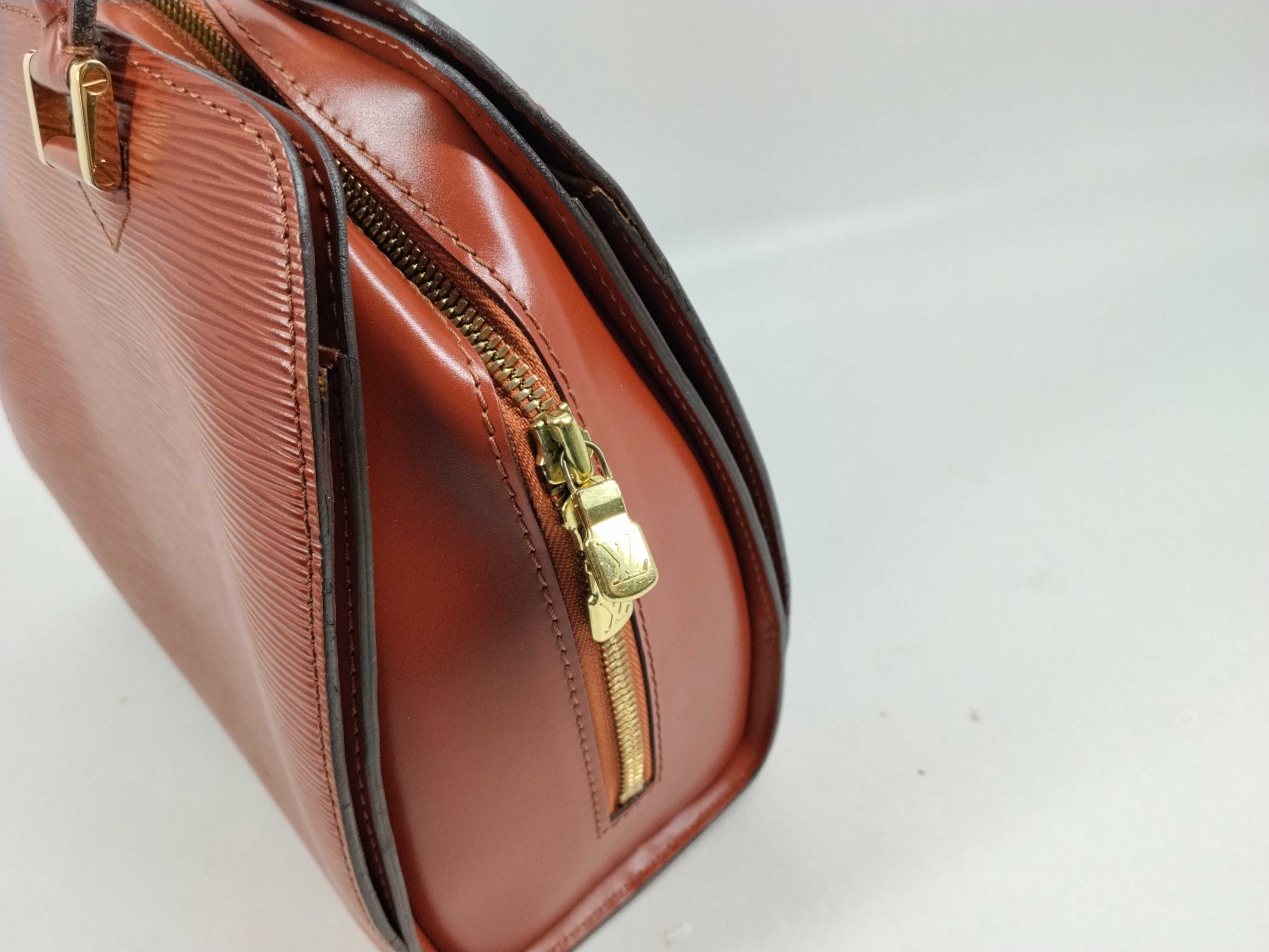 Epi Pont Neuf PM Handbag — view 5