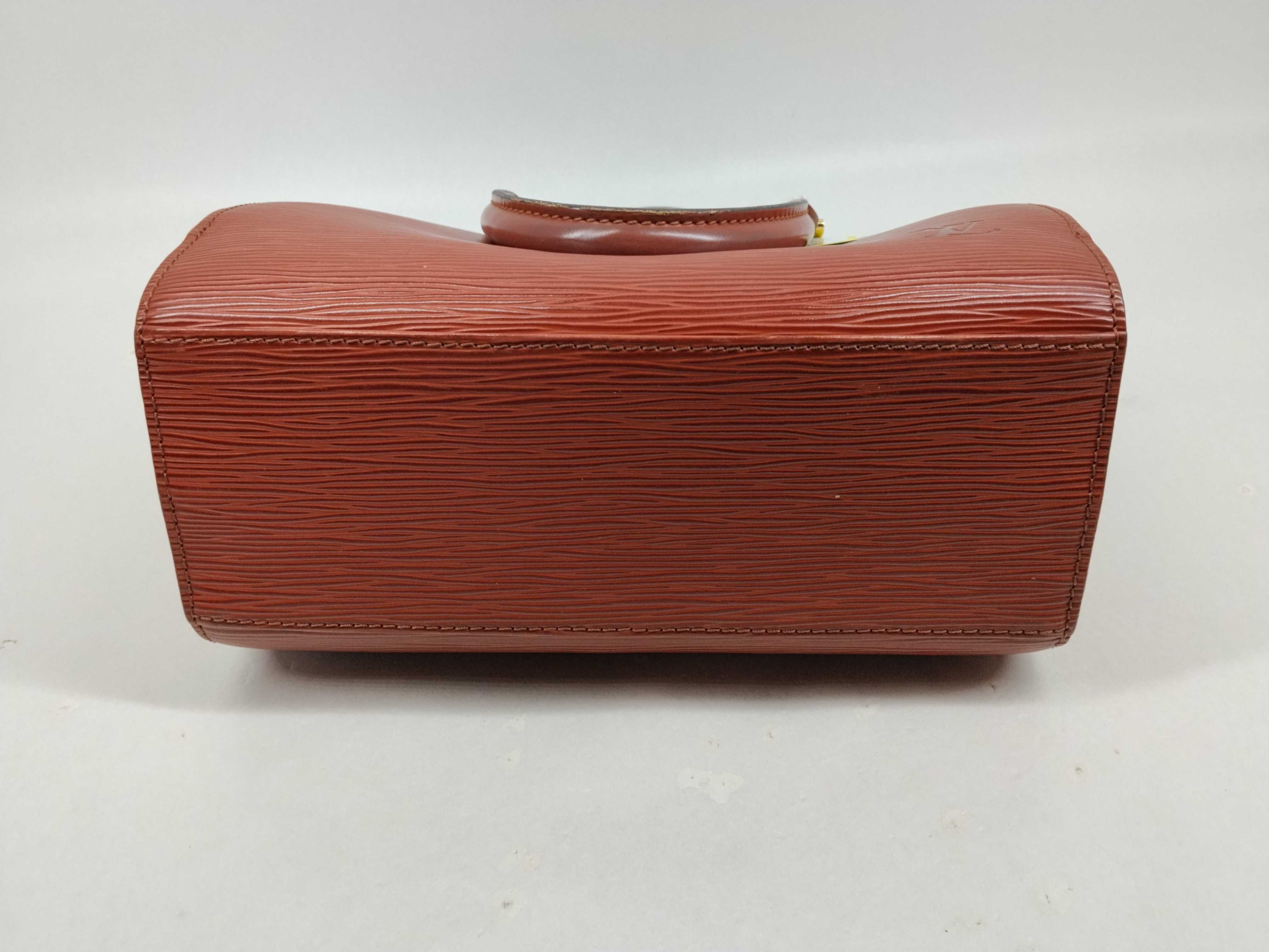 Epi Pont Neuf PM Handbag — view 10