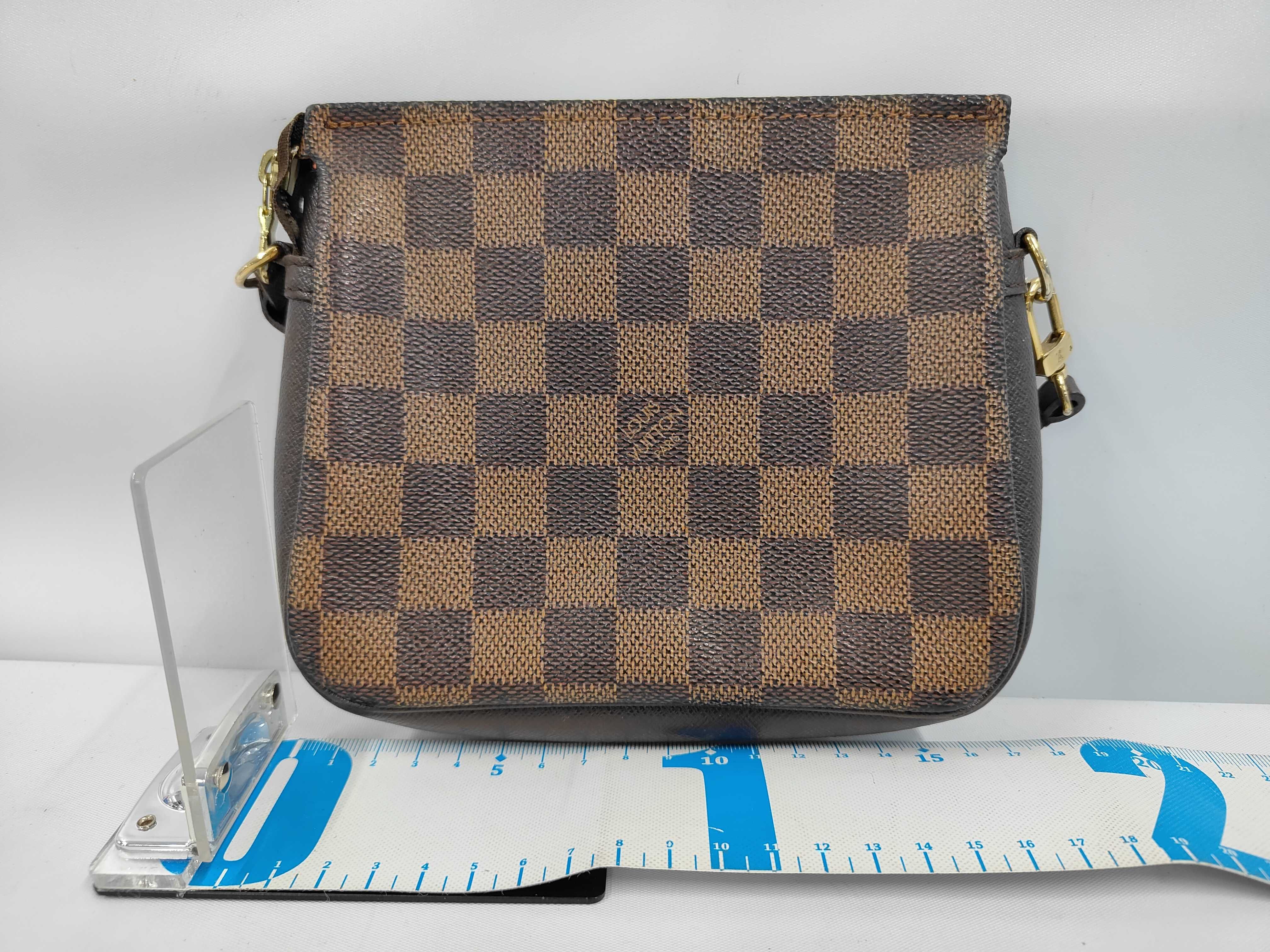 Damier Leather Trouse Makeup Pouch Handbag — view 2