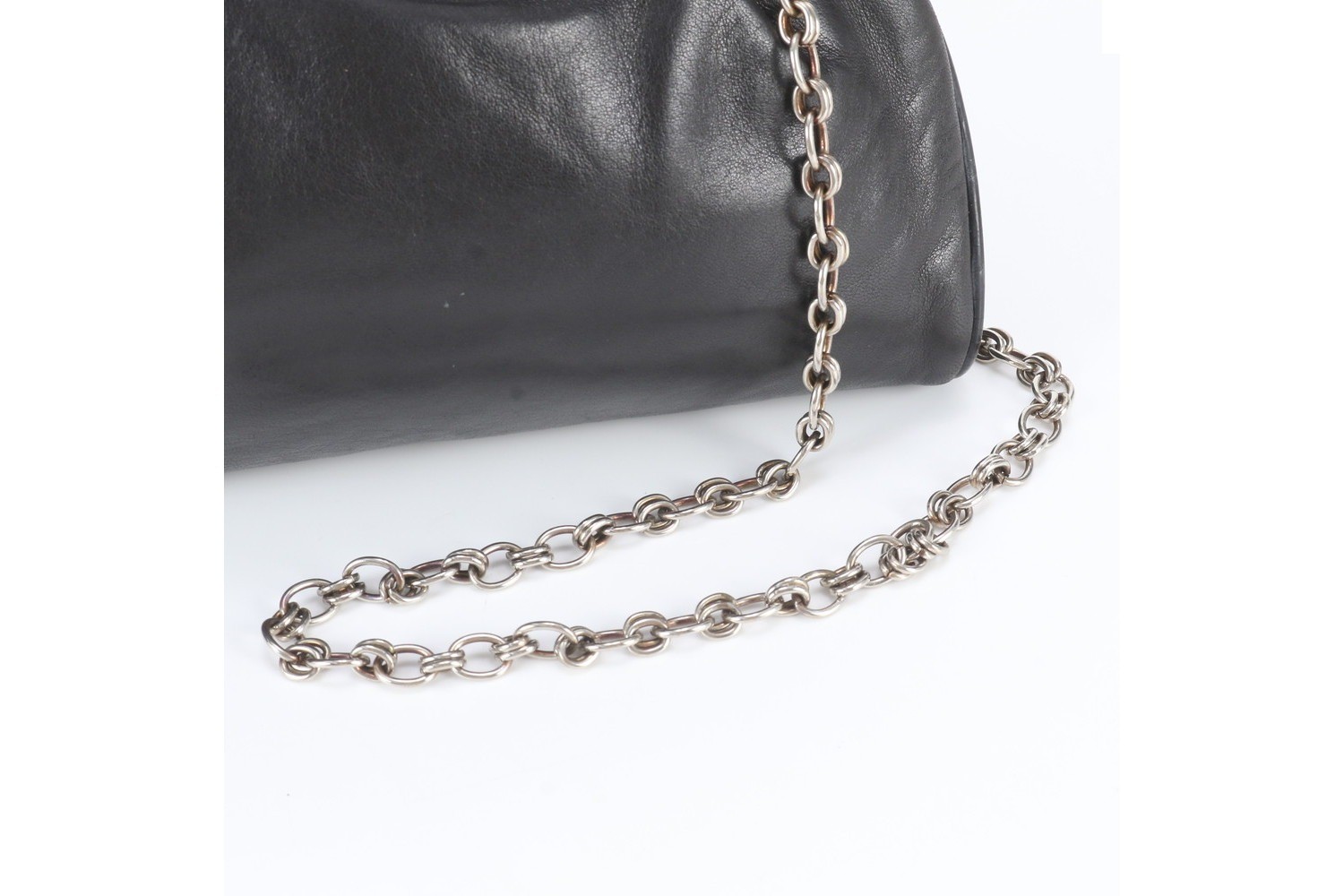 Coin purse, chain, Coco Mark, leather shoulder bag — view 2