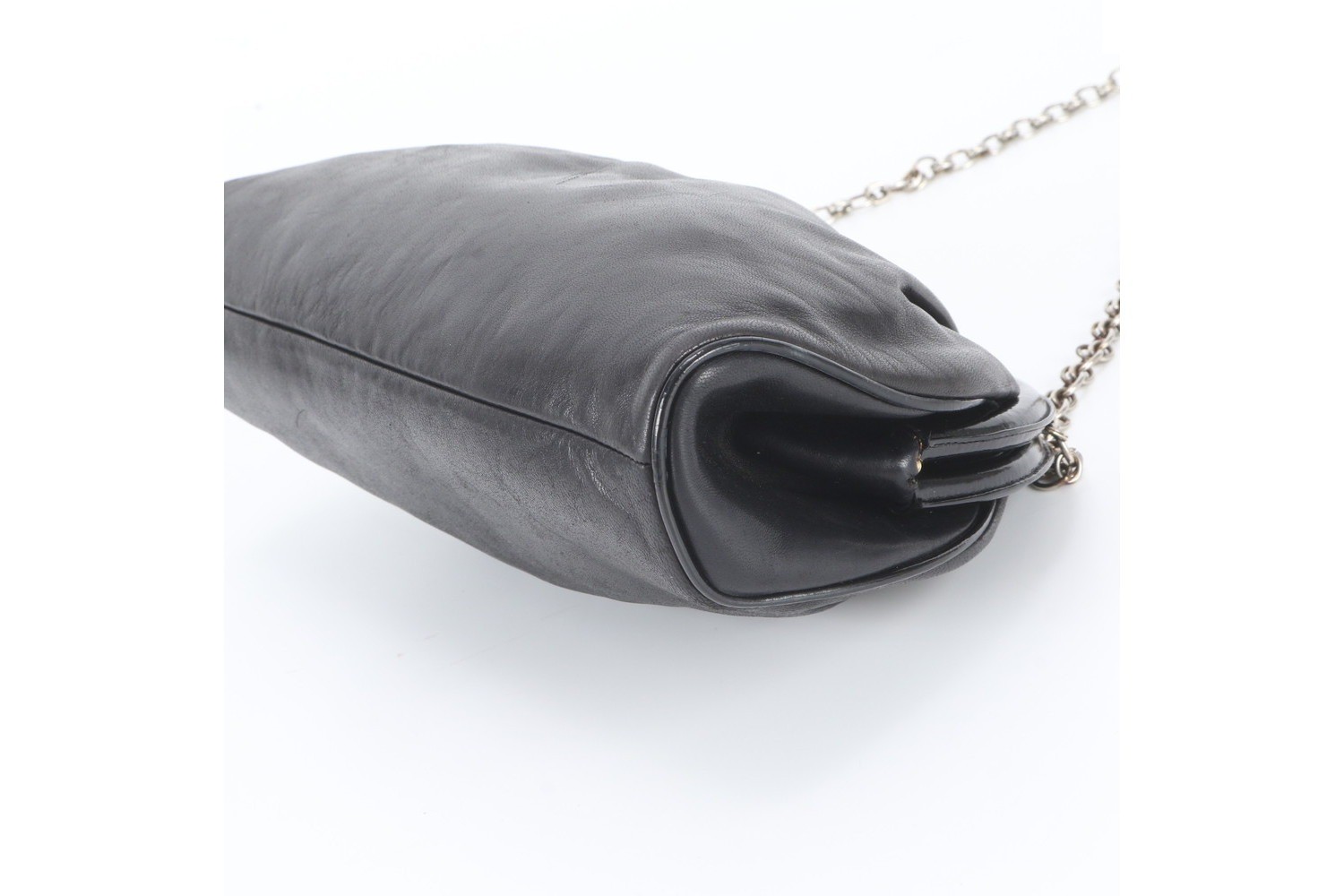 Coin purse, chain, Coco Mark, leather shoulder bag — view 4