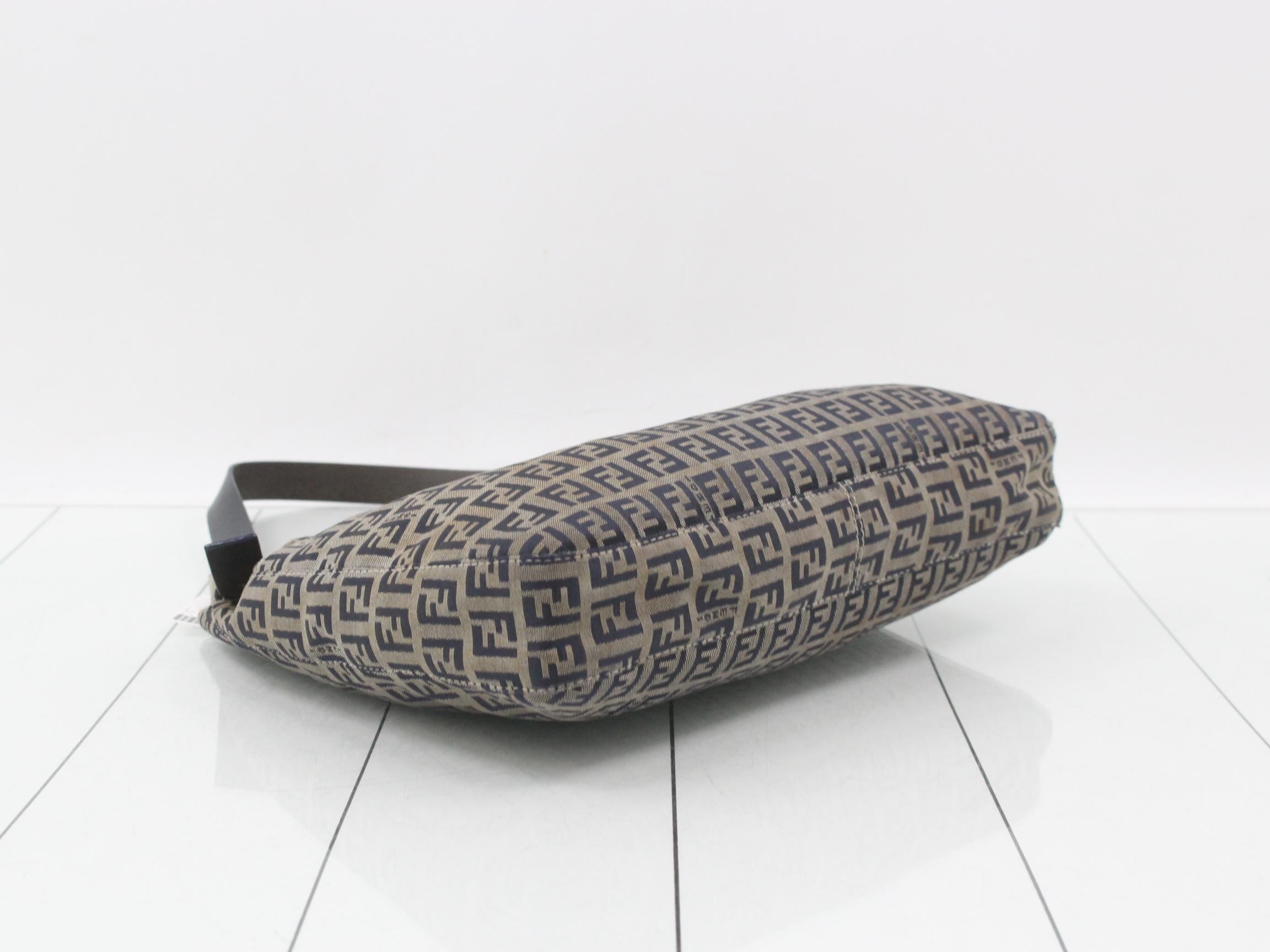 Zucchino (Bag) - Shoulder Bag — view 5