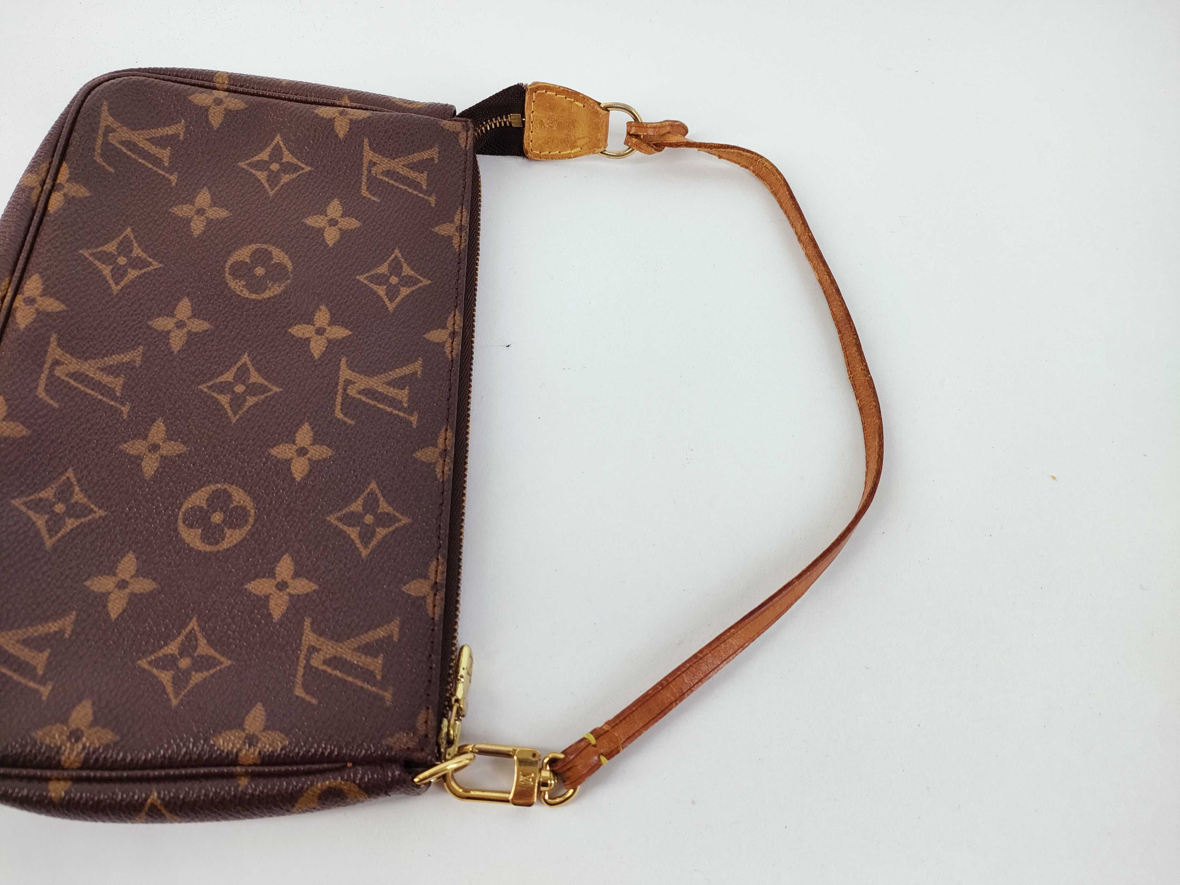 Monogram Louis Vuitton Monogram Pochette Accessoires Handbag Pouch — view 3