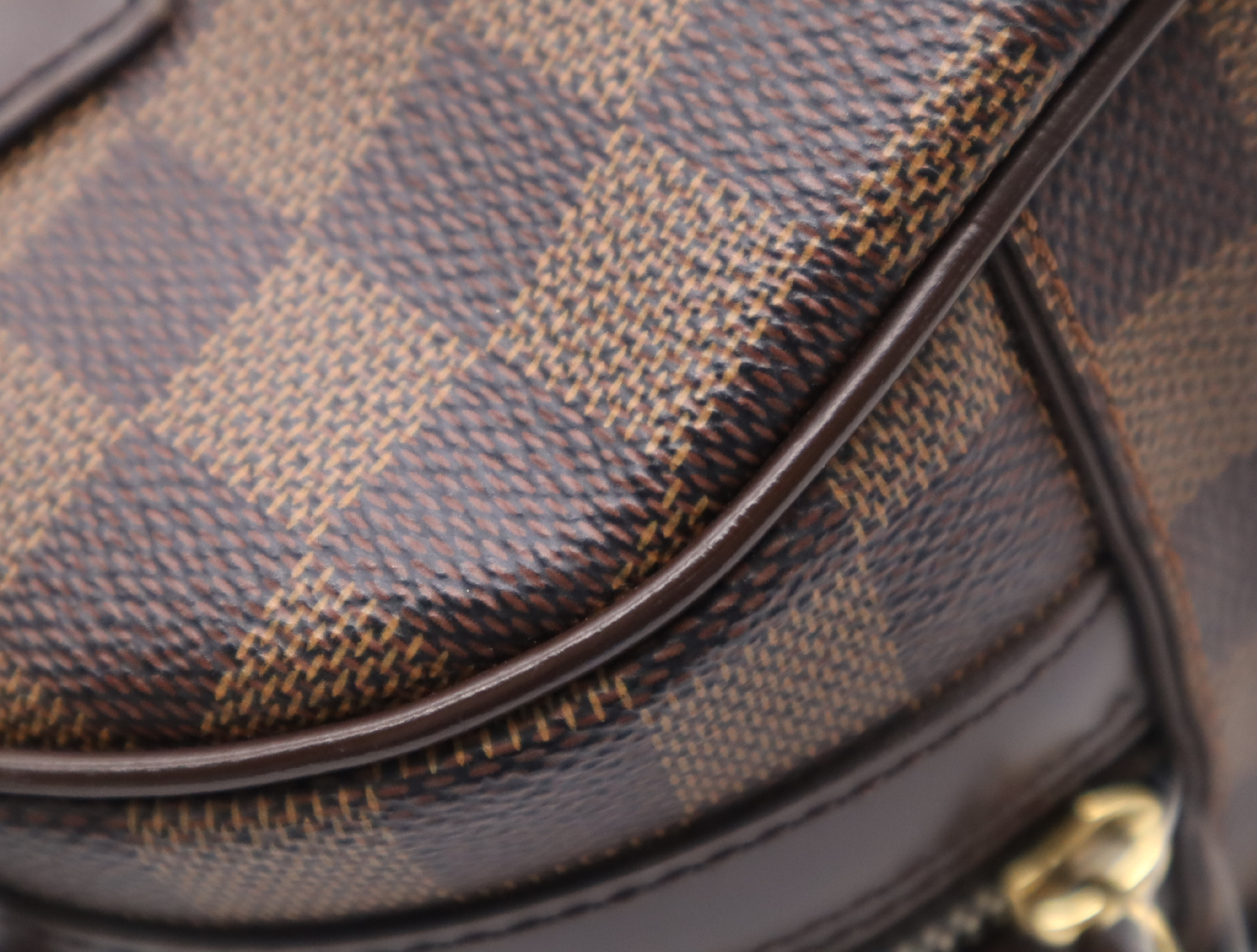 N60008 Damier Duomo Handbag with Padlock, 2 Keys, and Clochette — view 11