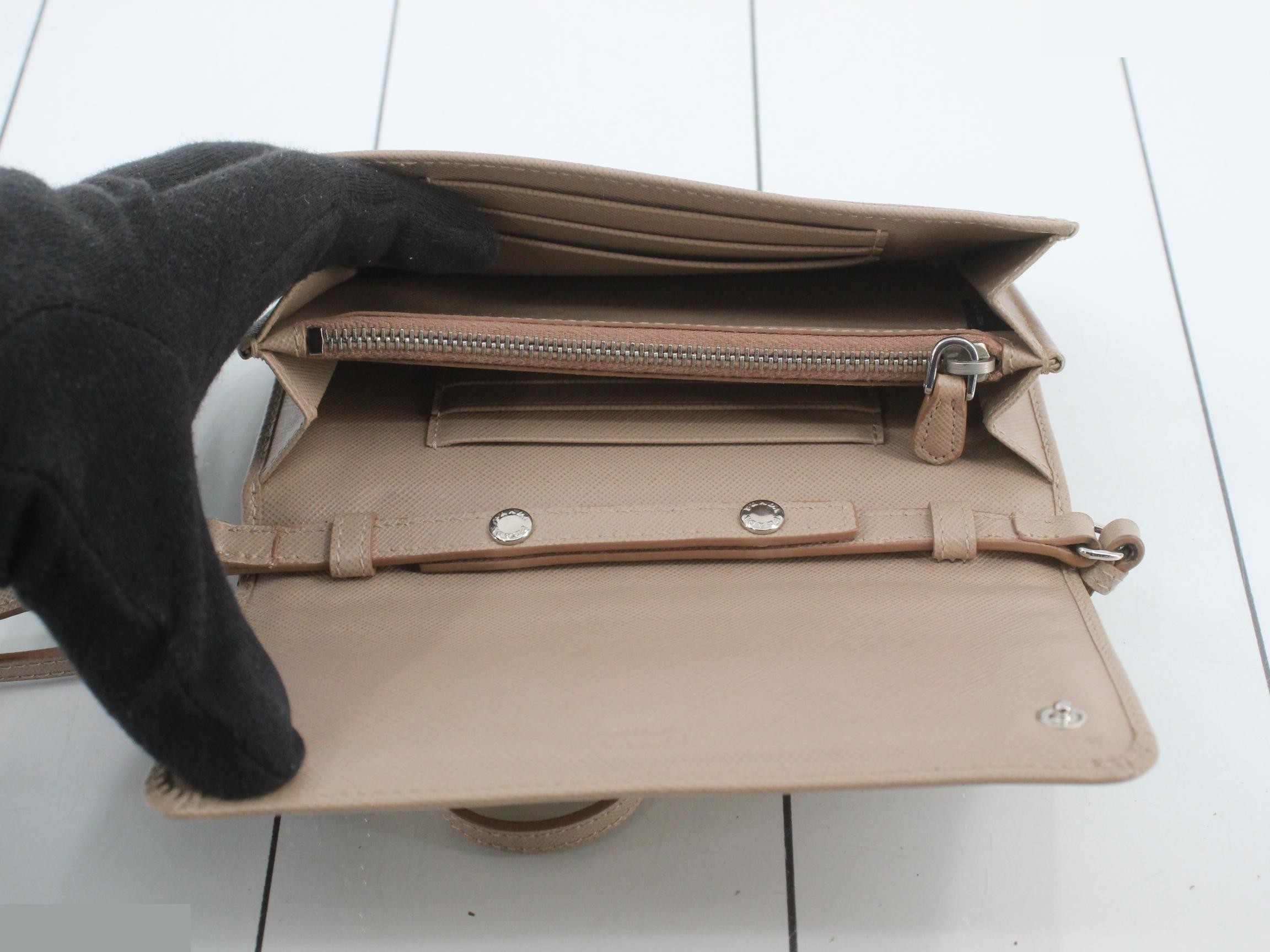 Shoulder bag — view 4
