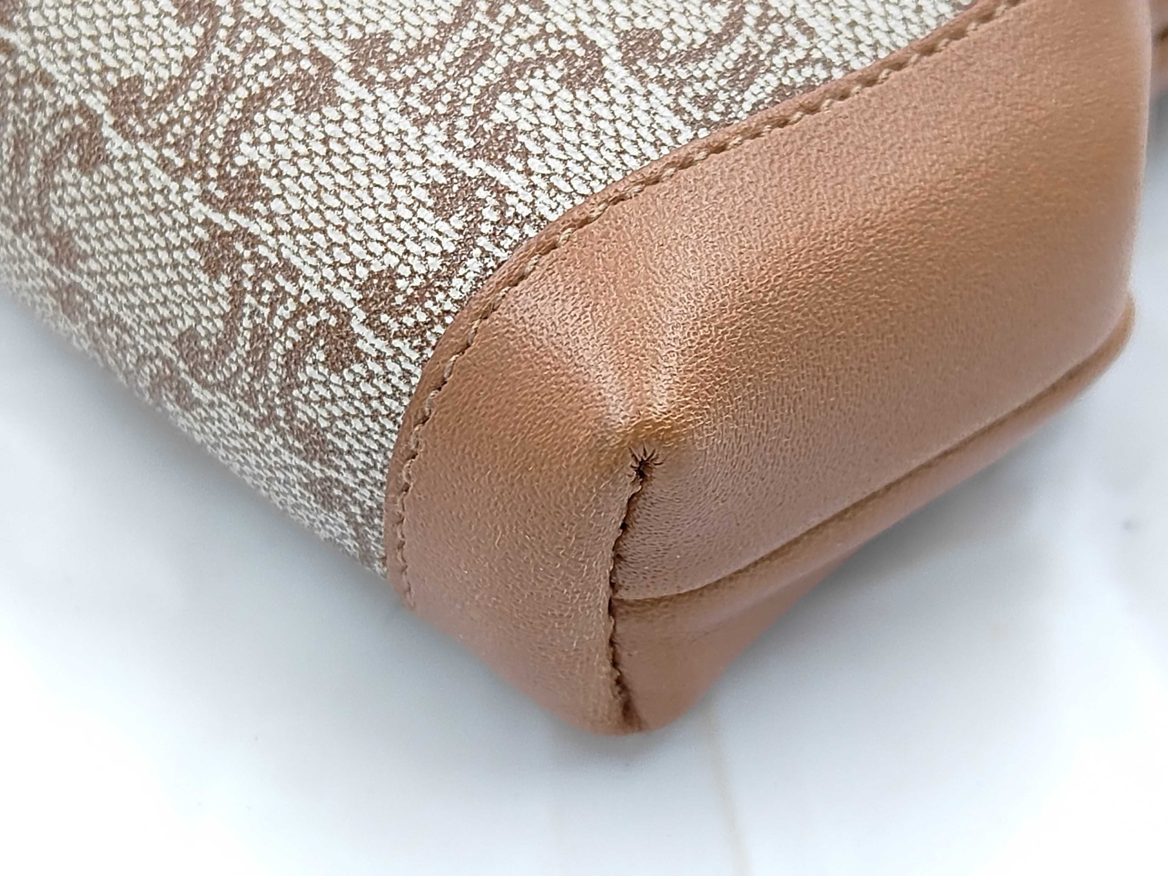 Coin Case — view 3