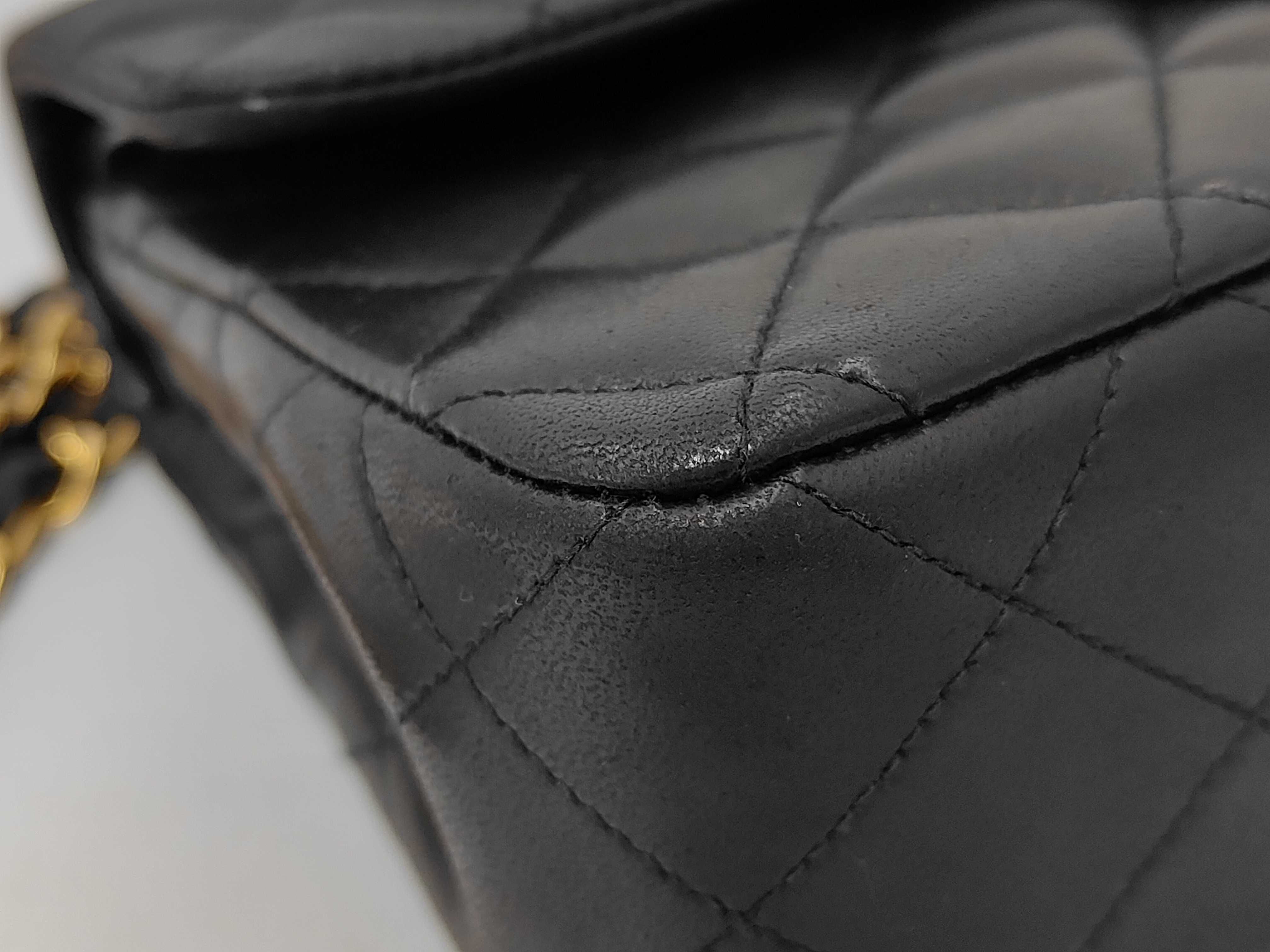 Lambskin Matelassé 23 w Boutique Seal Shoulder Bag — view 7