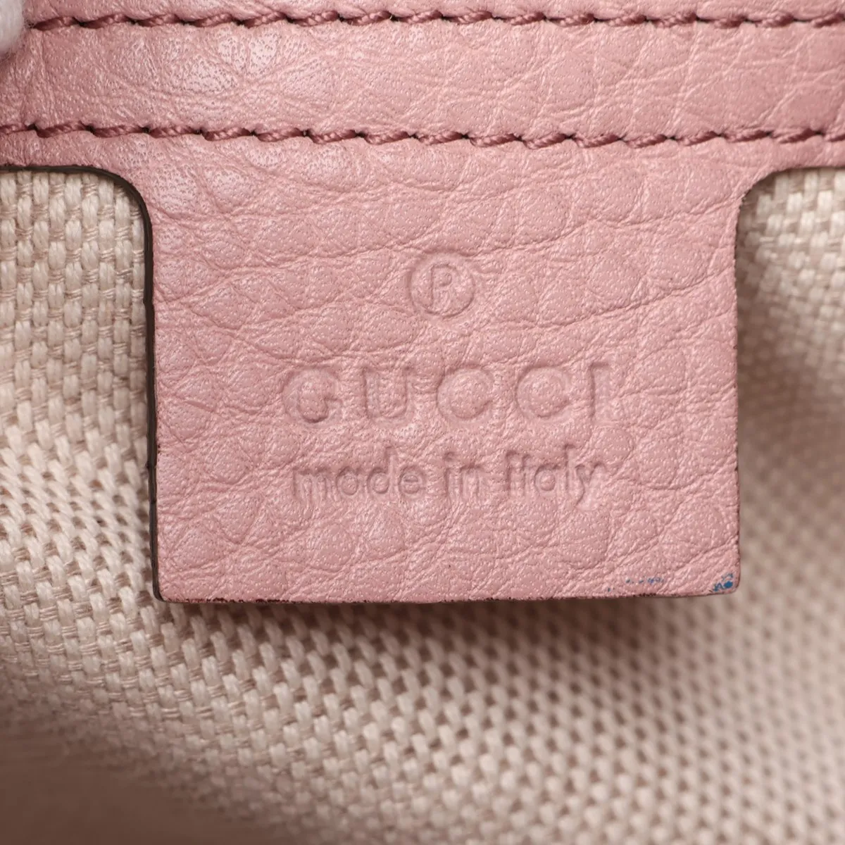 Soho 308982 Leather Chain Shoulder Bag Pink — view 9