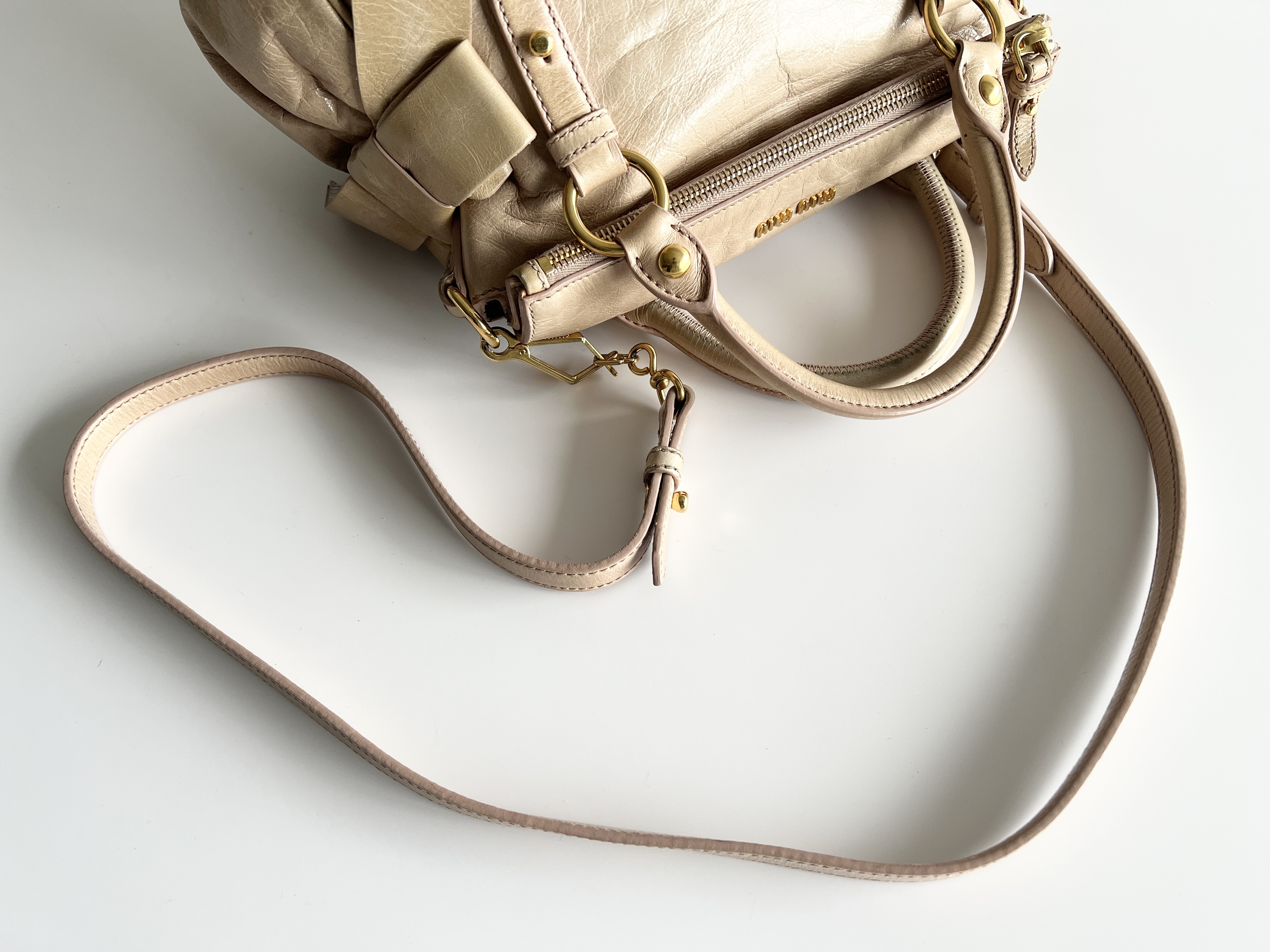 Vitello Luxe Ribbon Leather 2-Way Shoulder Bag/Handbag — view 3