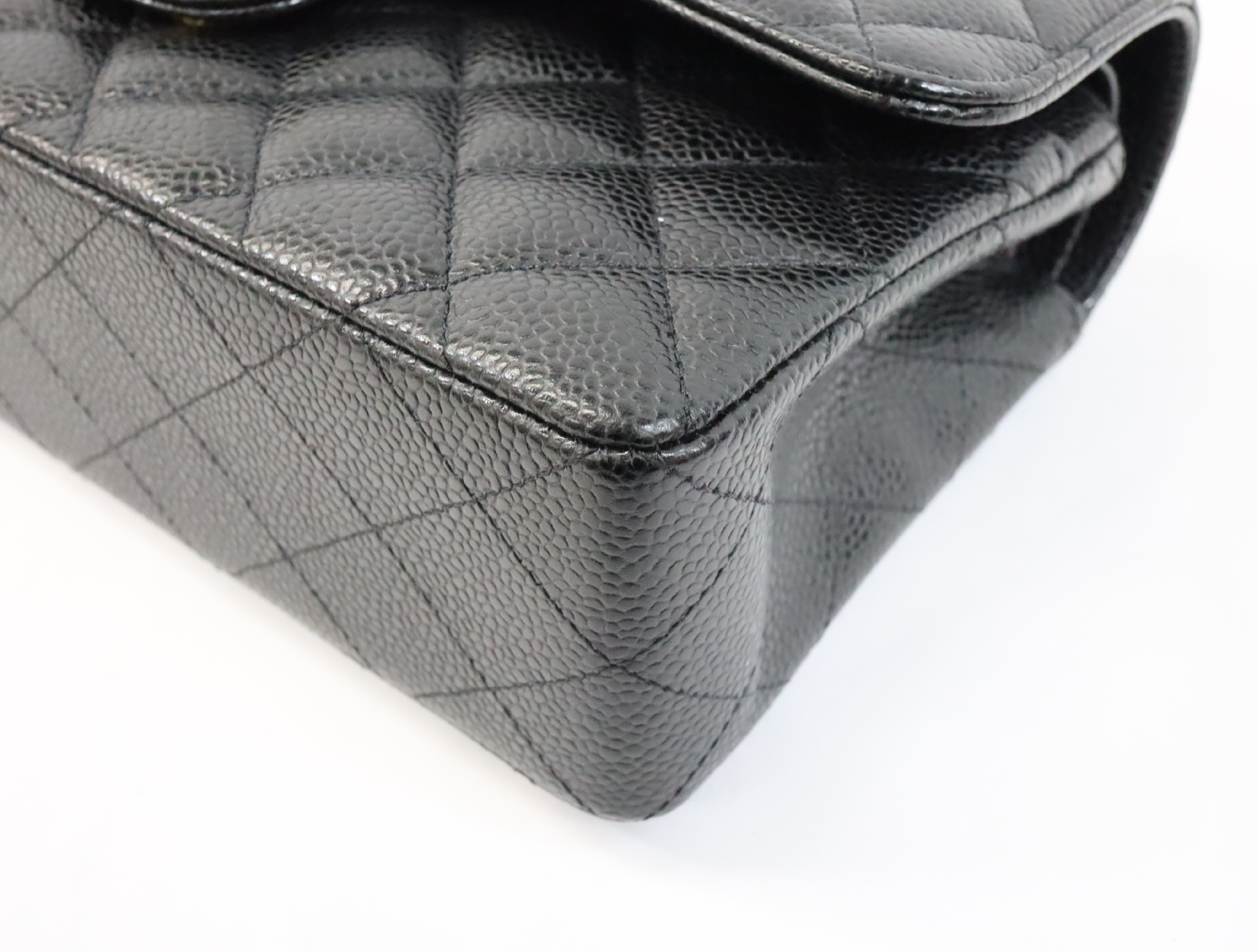 Matelassé 23 Caviar Skin Double Flap Black Serial Number 30s Gold Hardware A01113? Shoulder Bag — view 7