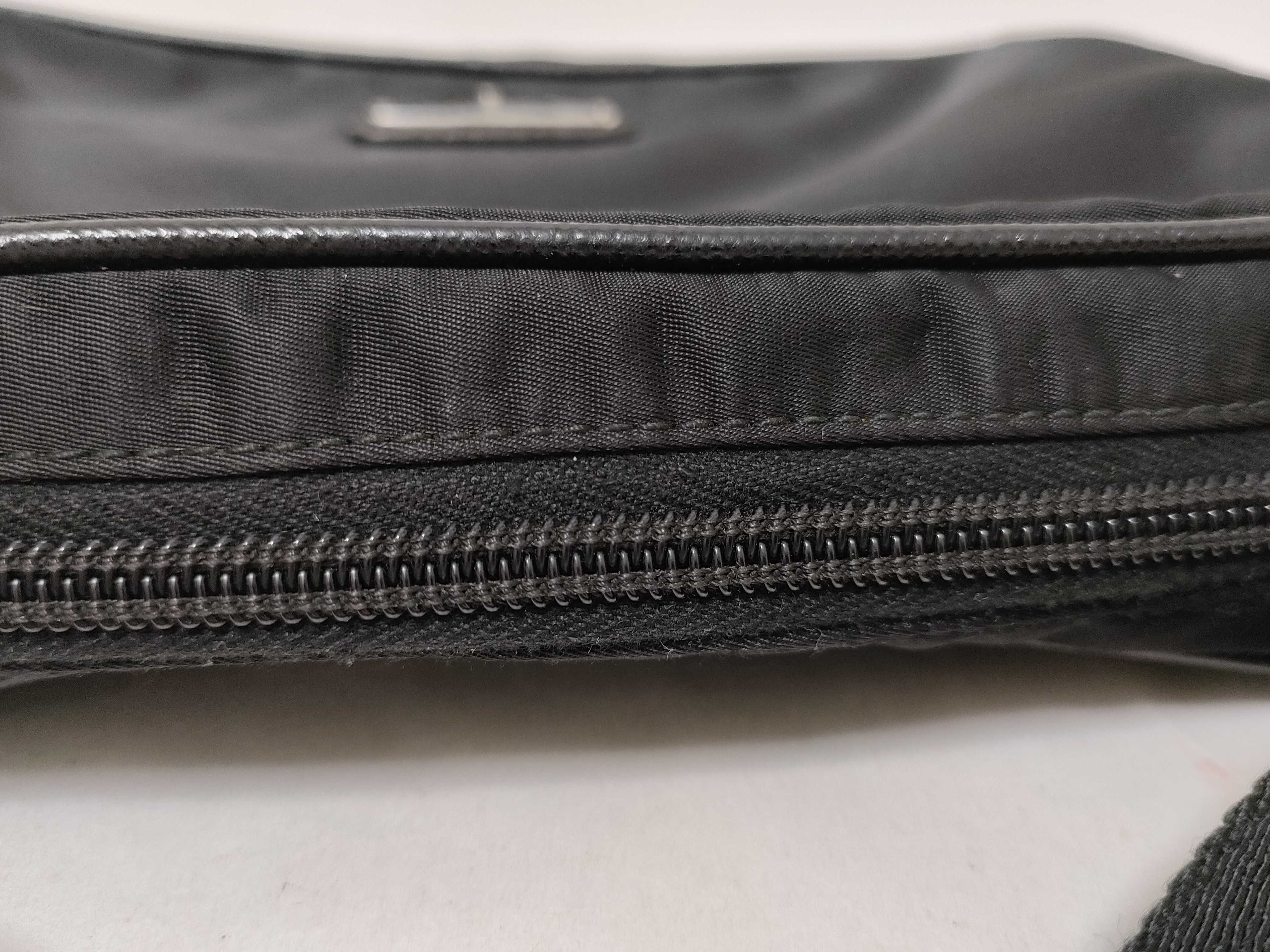 Nylon Shoulder Bag (2VH144) - RFID verified, Triangle logo, Logo belt, Saffiano nylon. — view 8