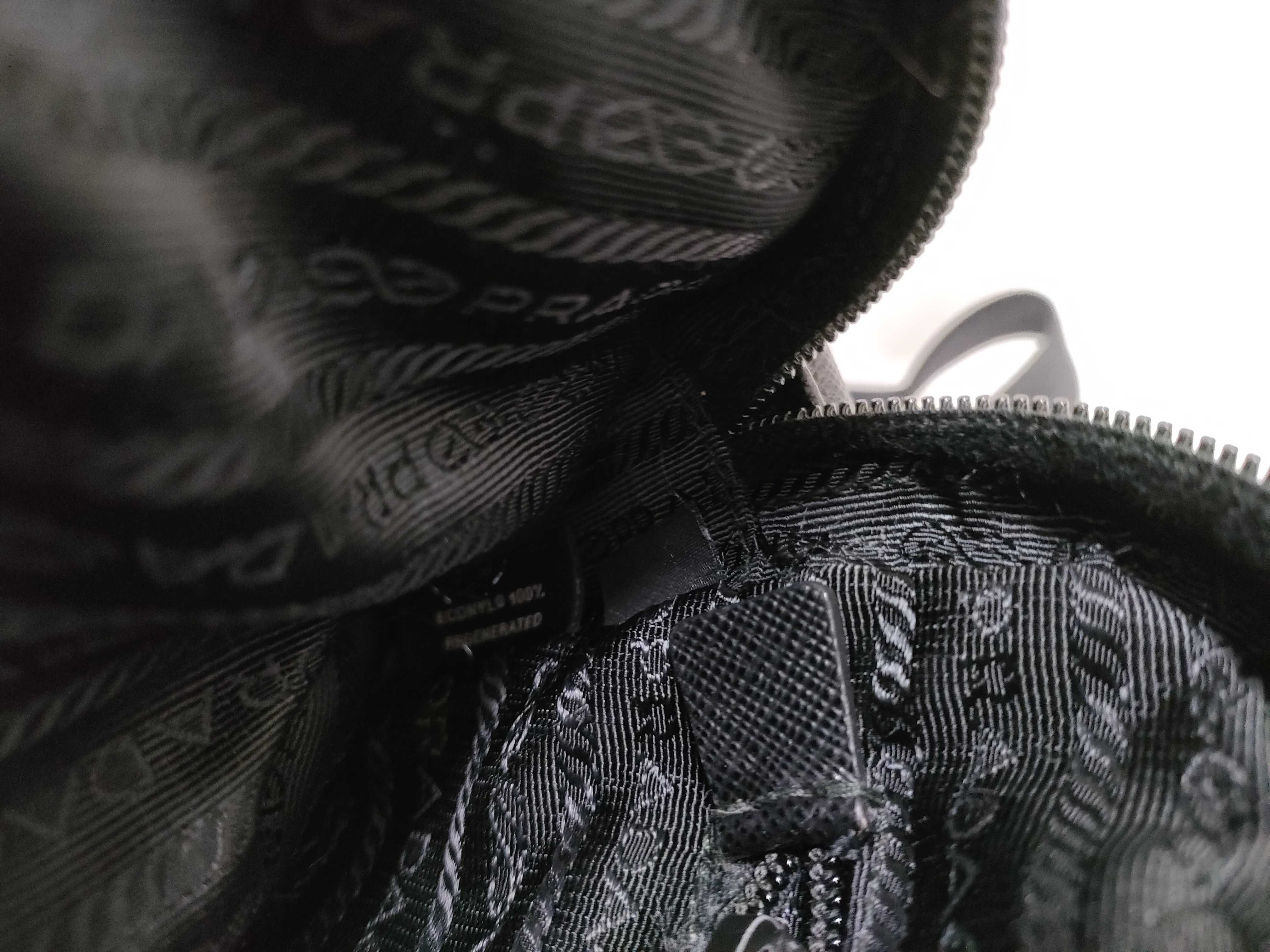 Nylon Shoulder Bag (2VH144) - RFID verified, Triangle logo, Logo belt, Saffiano nylon. — view 9