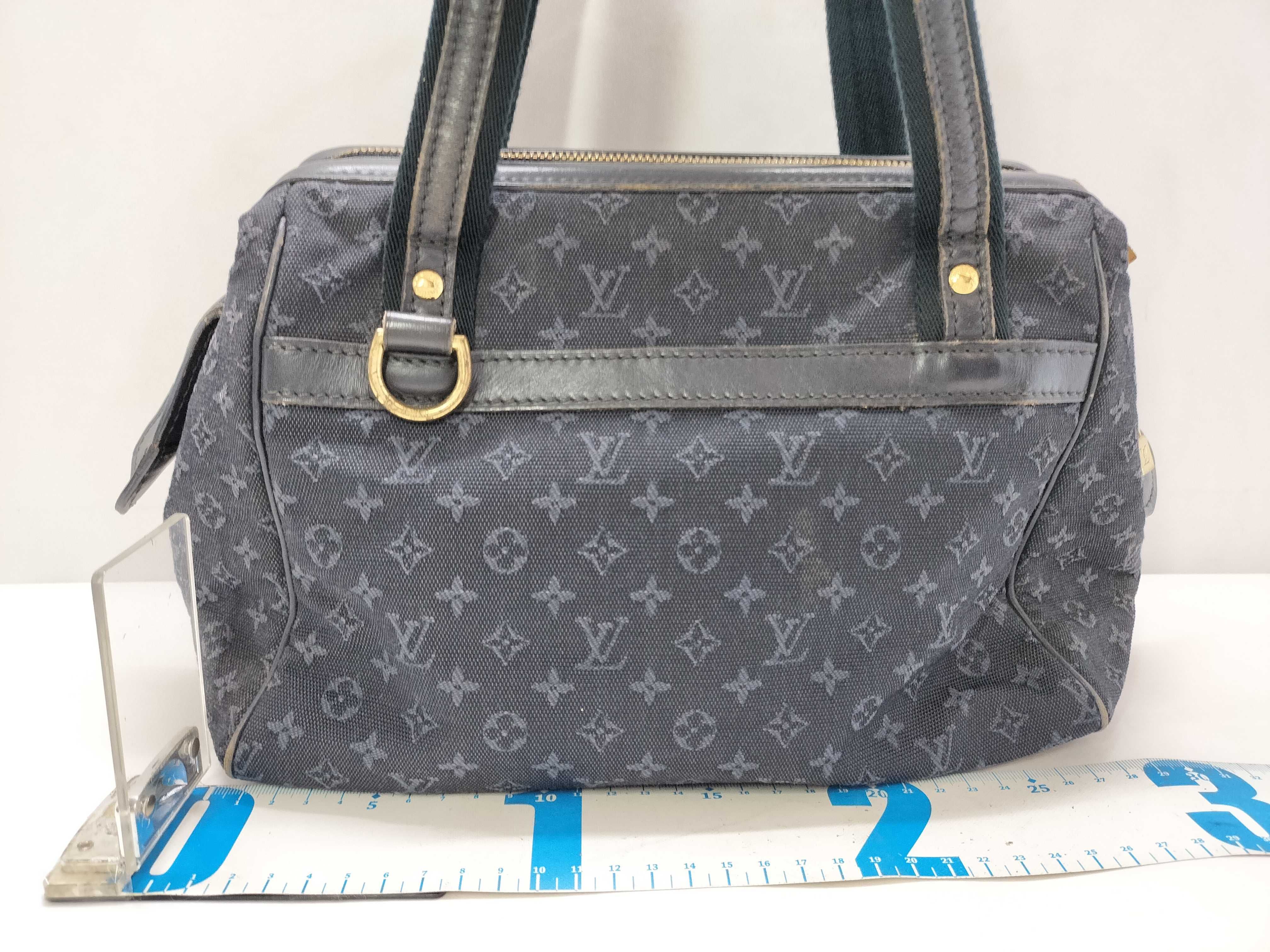 Monogram Mini Lin Louis Vuitton Monogram Josephine Handbag — view 2