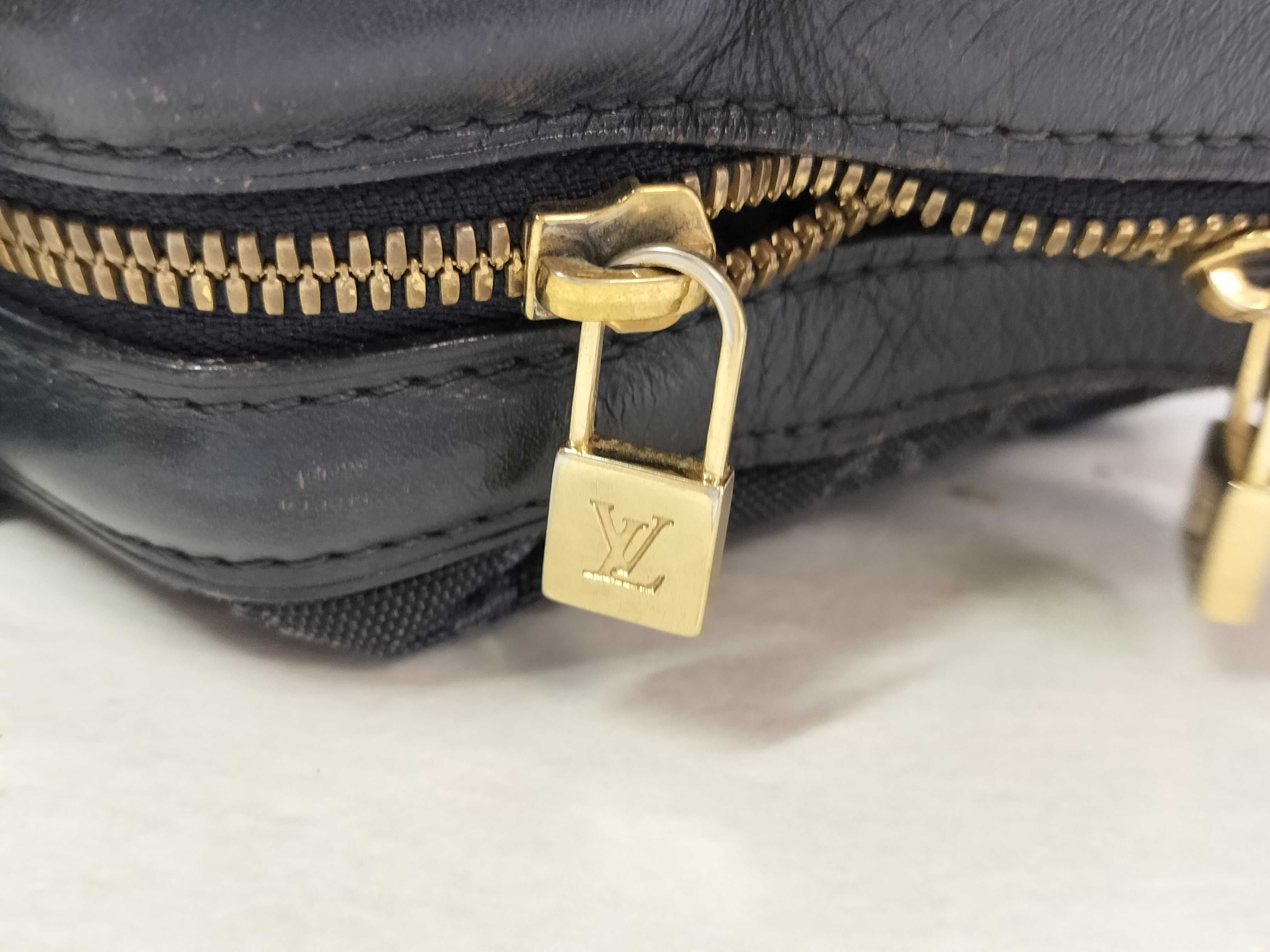 Monogram Mini Lin Louis Vuitton Monogram Josephine Handbag — view 14