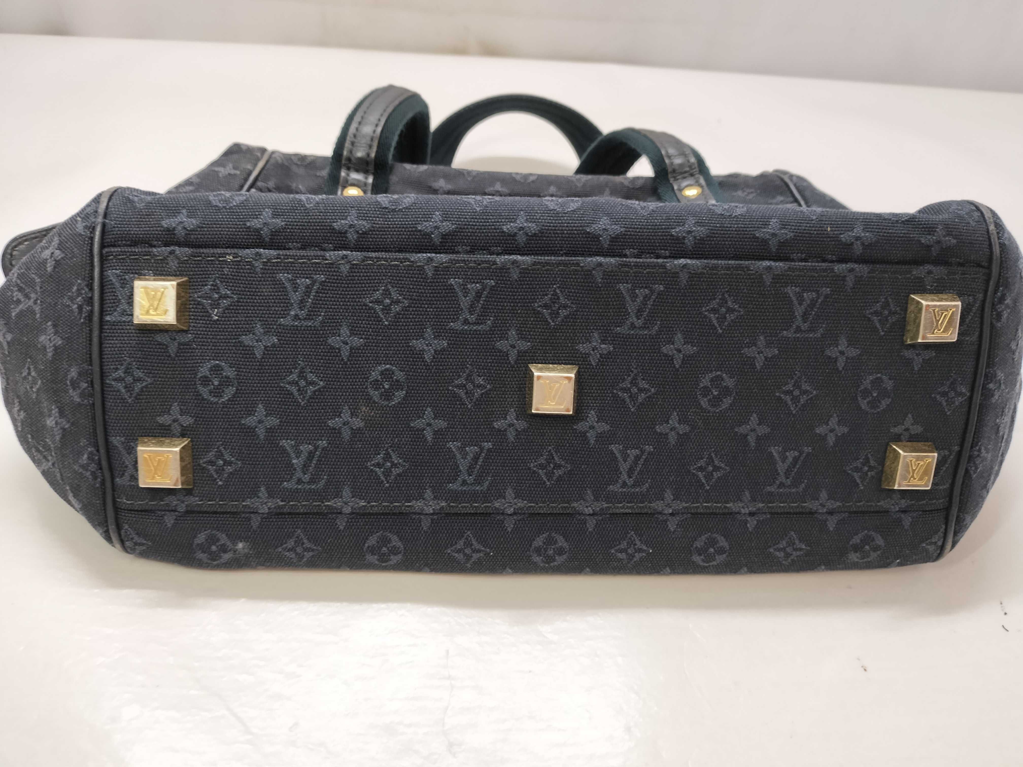Monogram Mini Lin Louis Vuitton Monogram Josephine Handbag — view 15