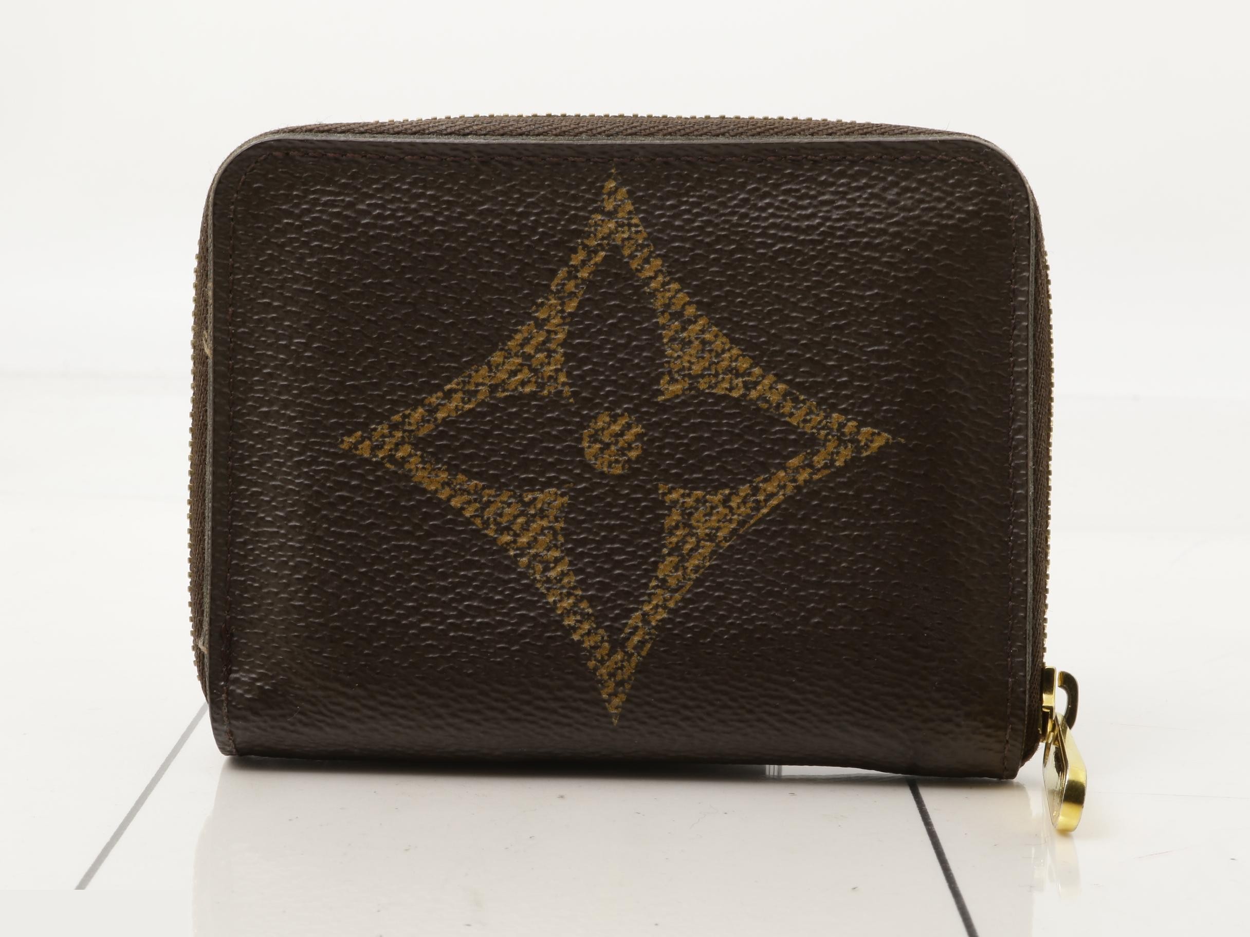 Monogram Giant Coinverse — view 2
