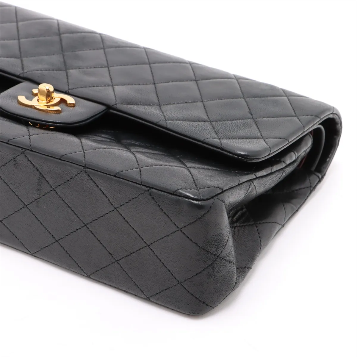 Matelasse 25 Lambskin Double Flap Double Chain Bag Black Gold Hardware 1518926 No. 1 A01112 — view 3