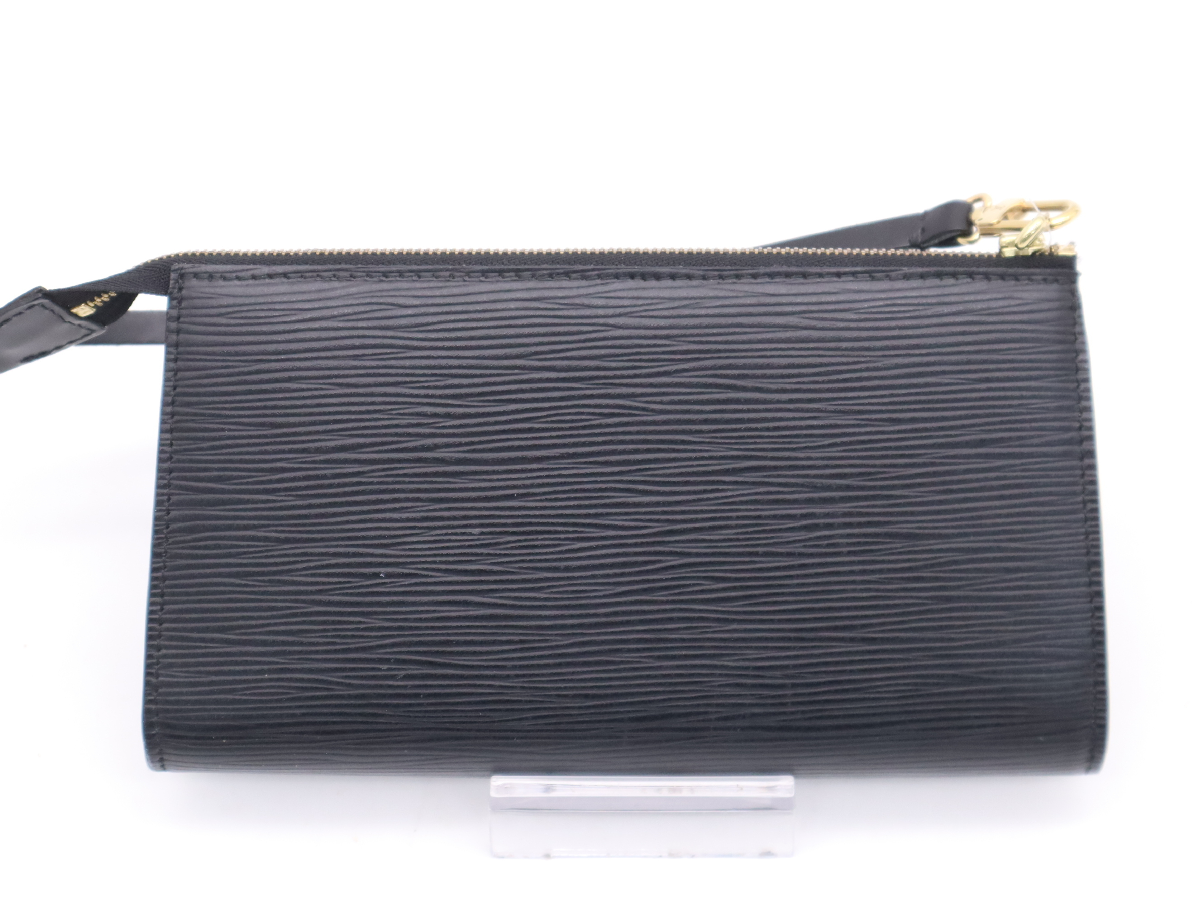 M52942 Epi Pochette Accessoires Noir Handbag — view 2