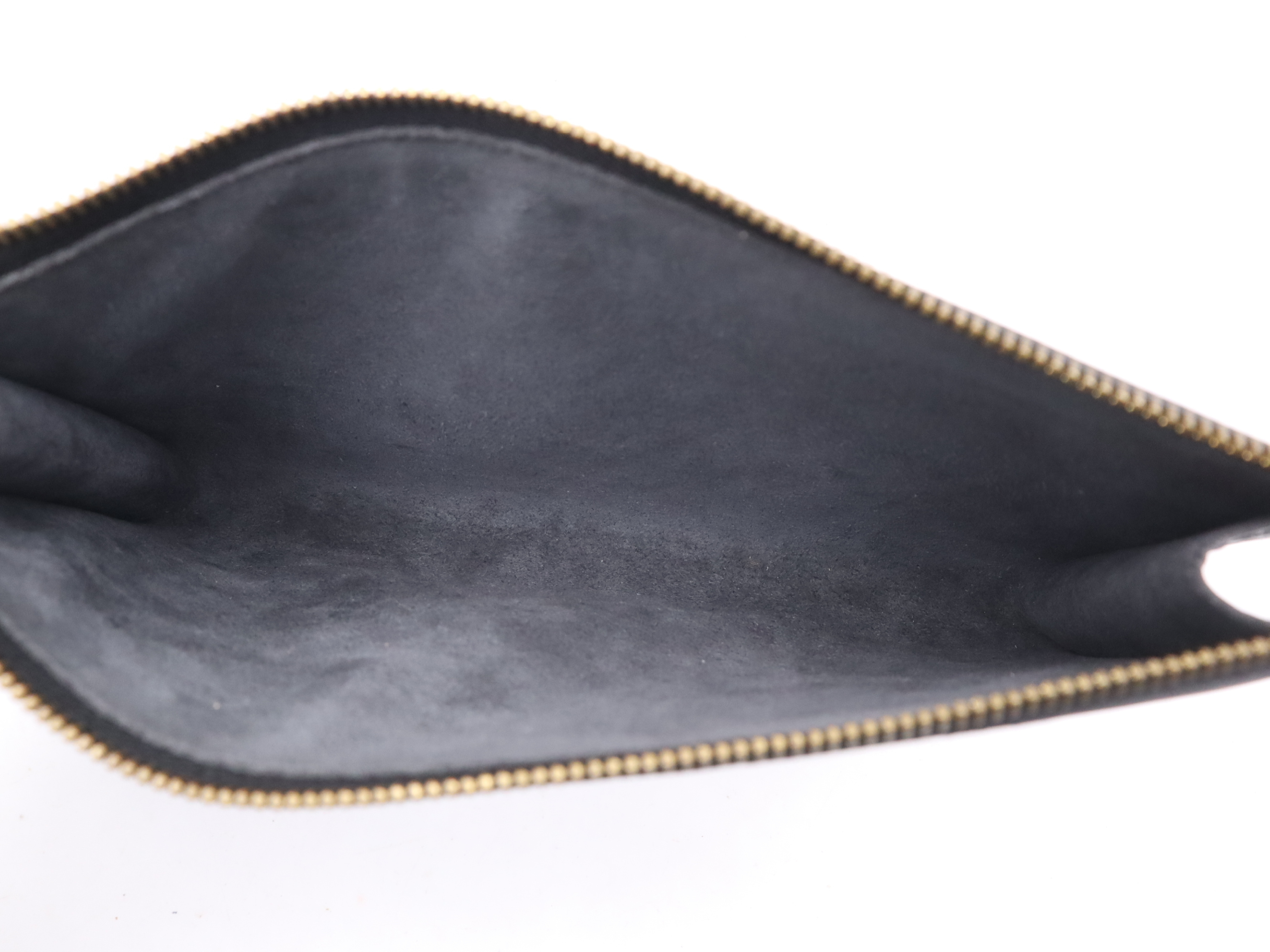 M52942 Epi Pochette Accessoires Noir Handbag — view 11
