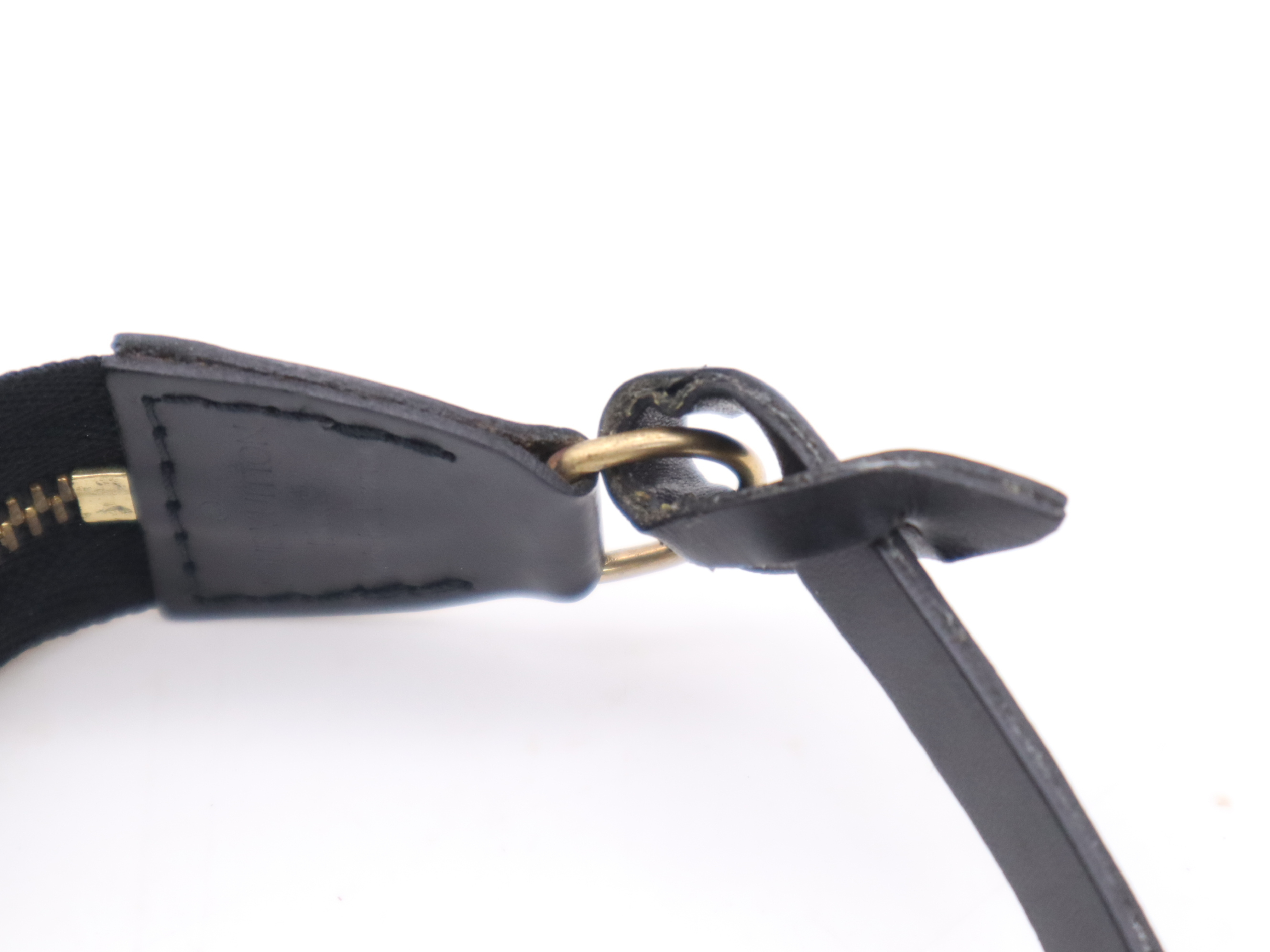 M52942 Epi Pochette Accessoires Noir Handbag — view 8