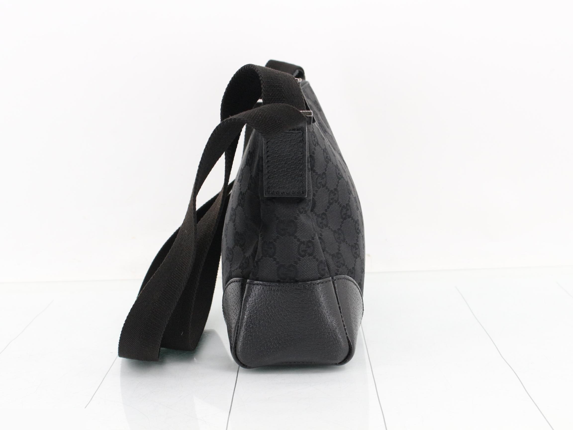 GG Canvas (Bag) - Shoulder Bag — view 3