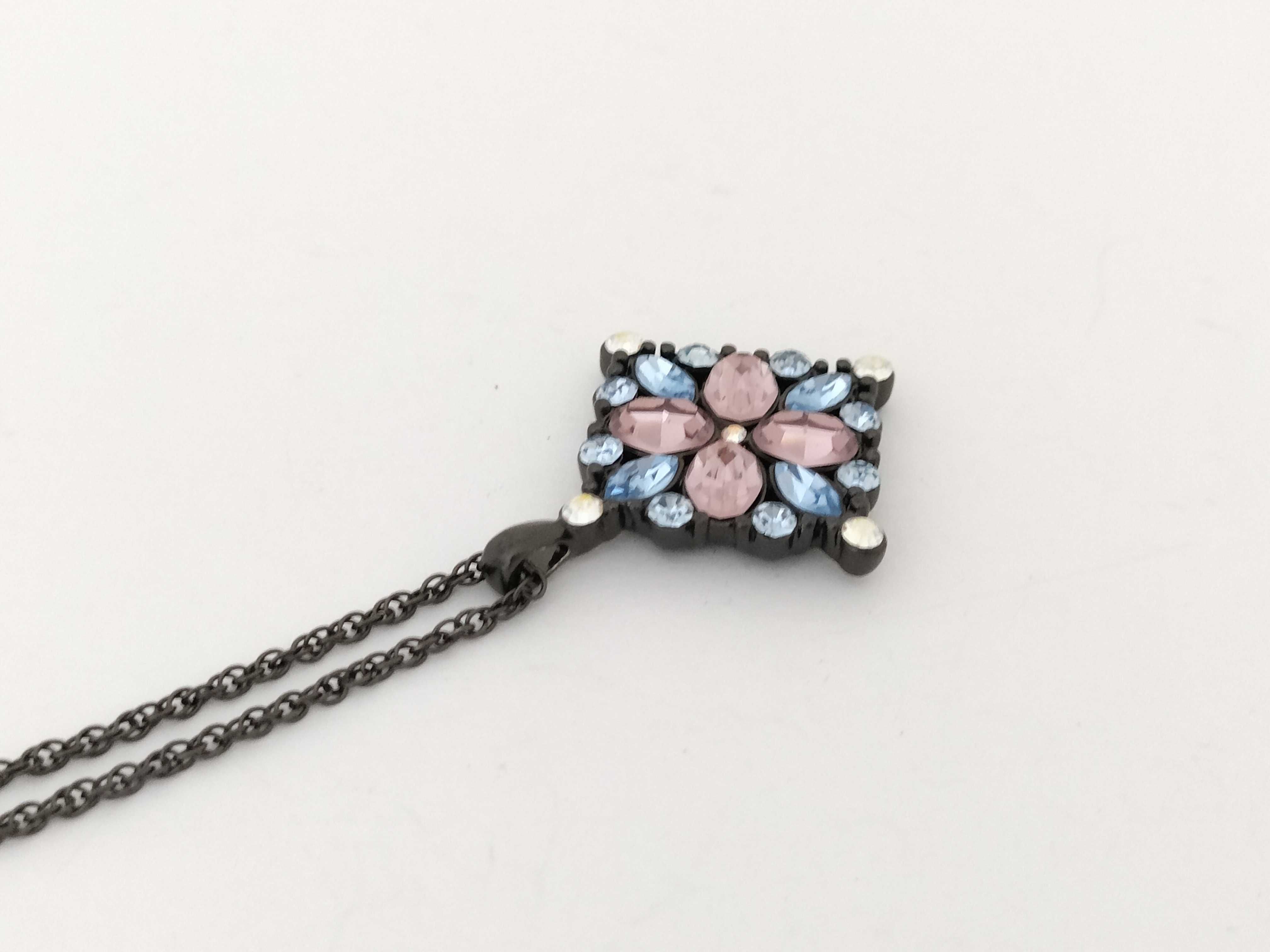 Necklace — view 6