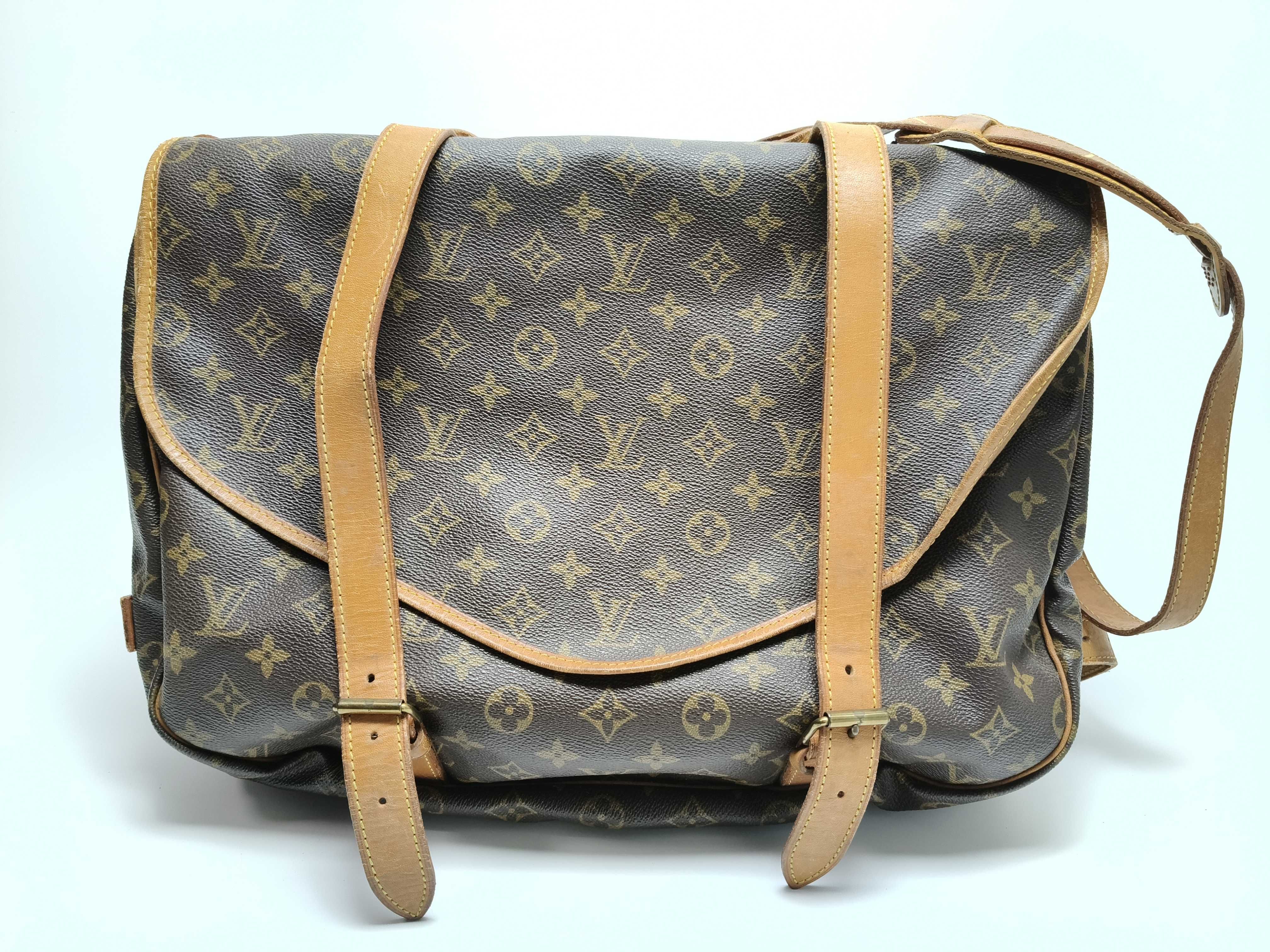 Monogram Vuitton Saumur 35 M42254 Shoulder Bag