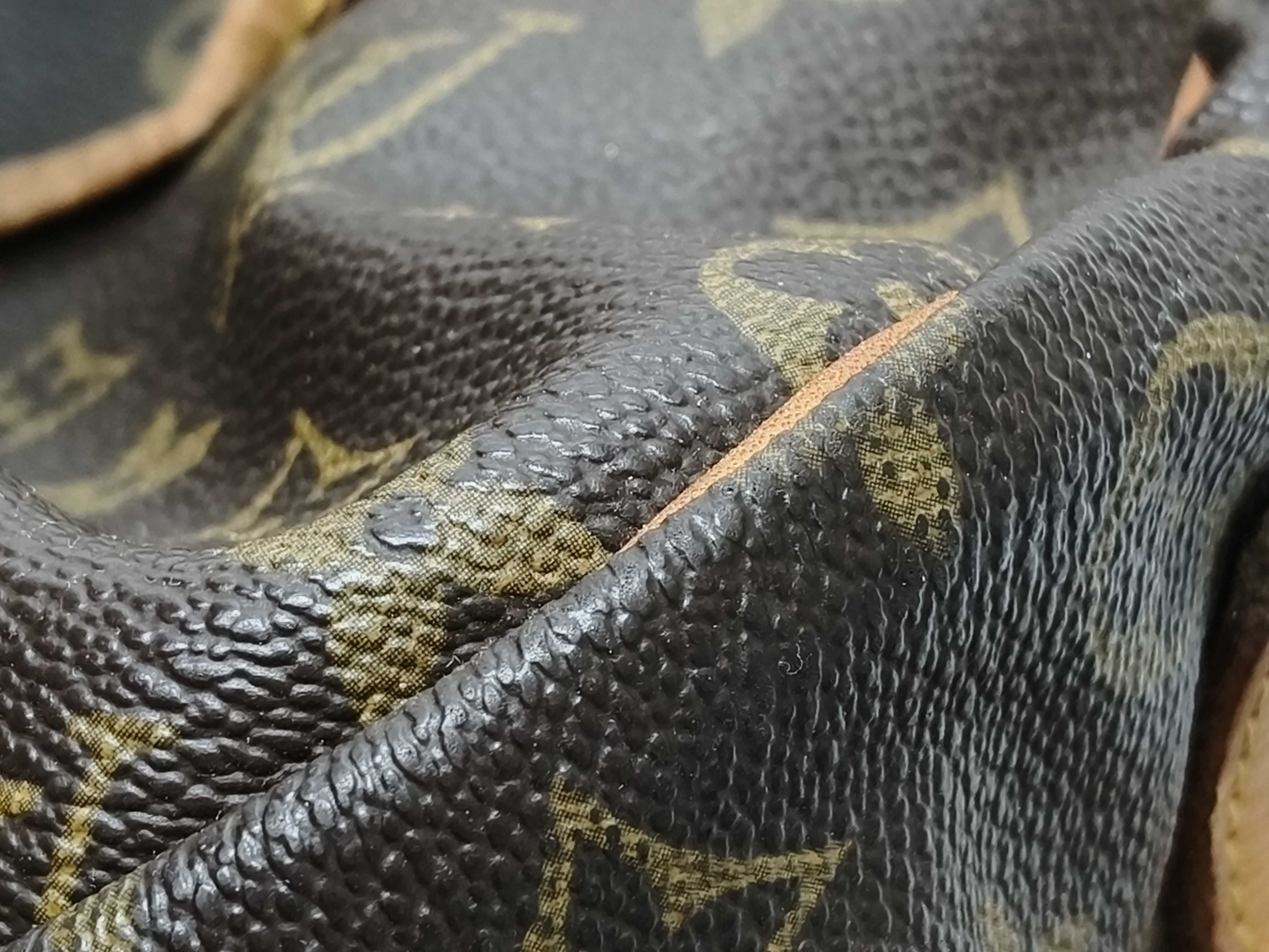Monogram Vuitton Saumur 35 M42254 Shoulder Bag — view 6