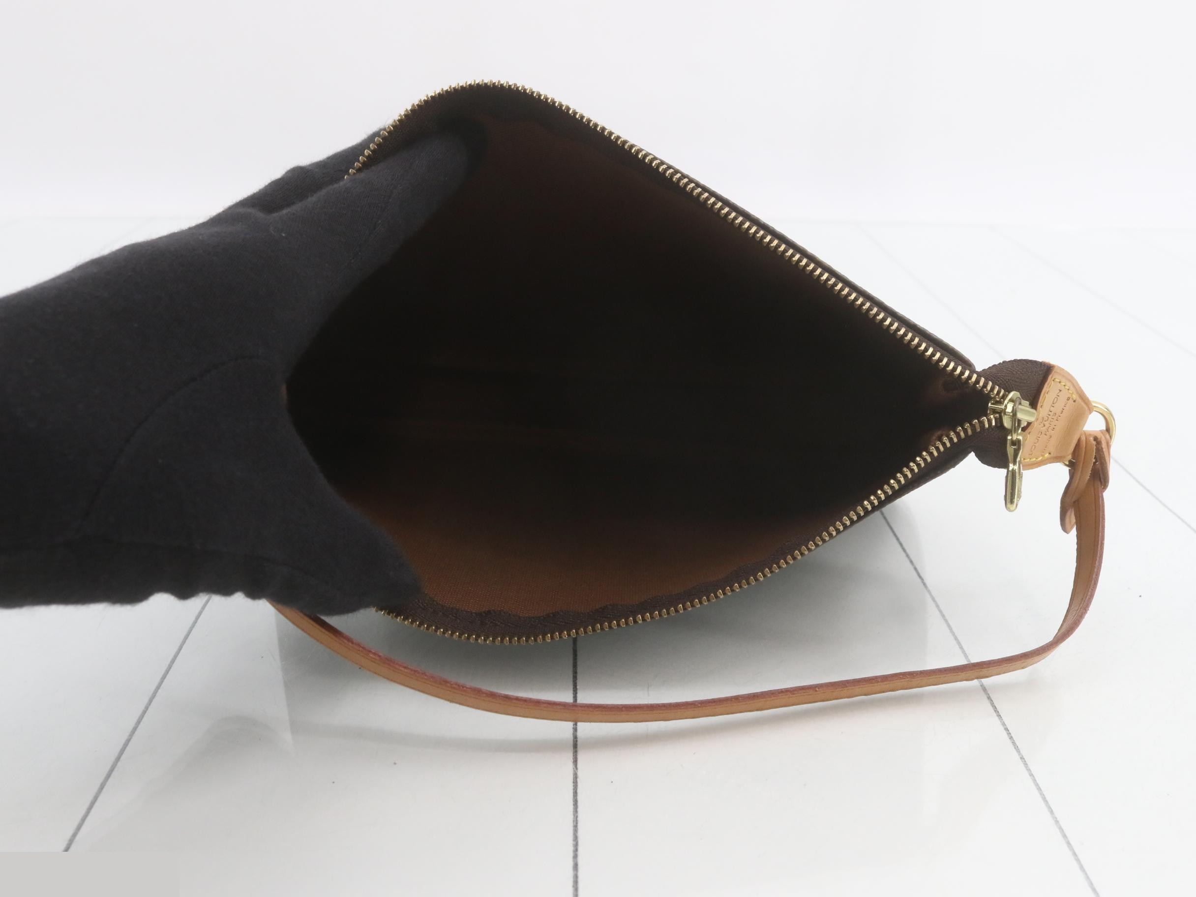 Pochette Accessoires (old model) — view 4