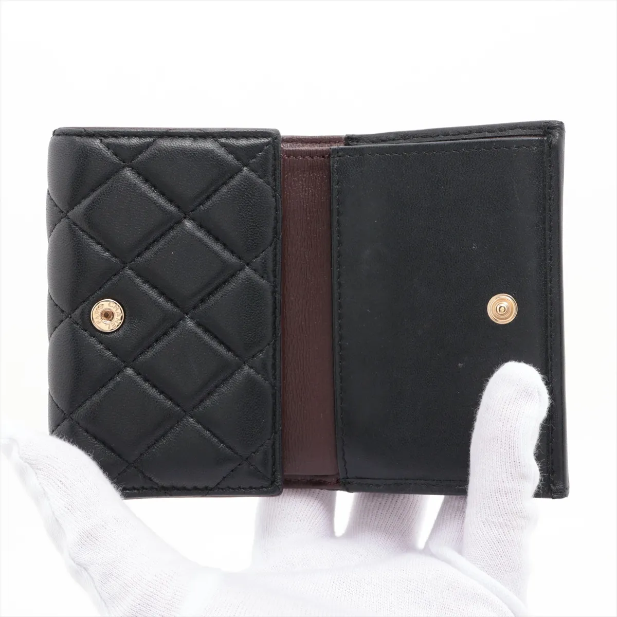 Matelassé Lambskin Compact Wallet, Black with Gold Hardware, 31922900 — view 4