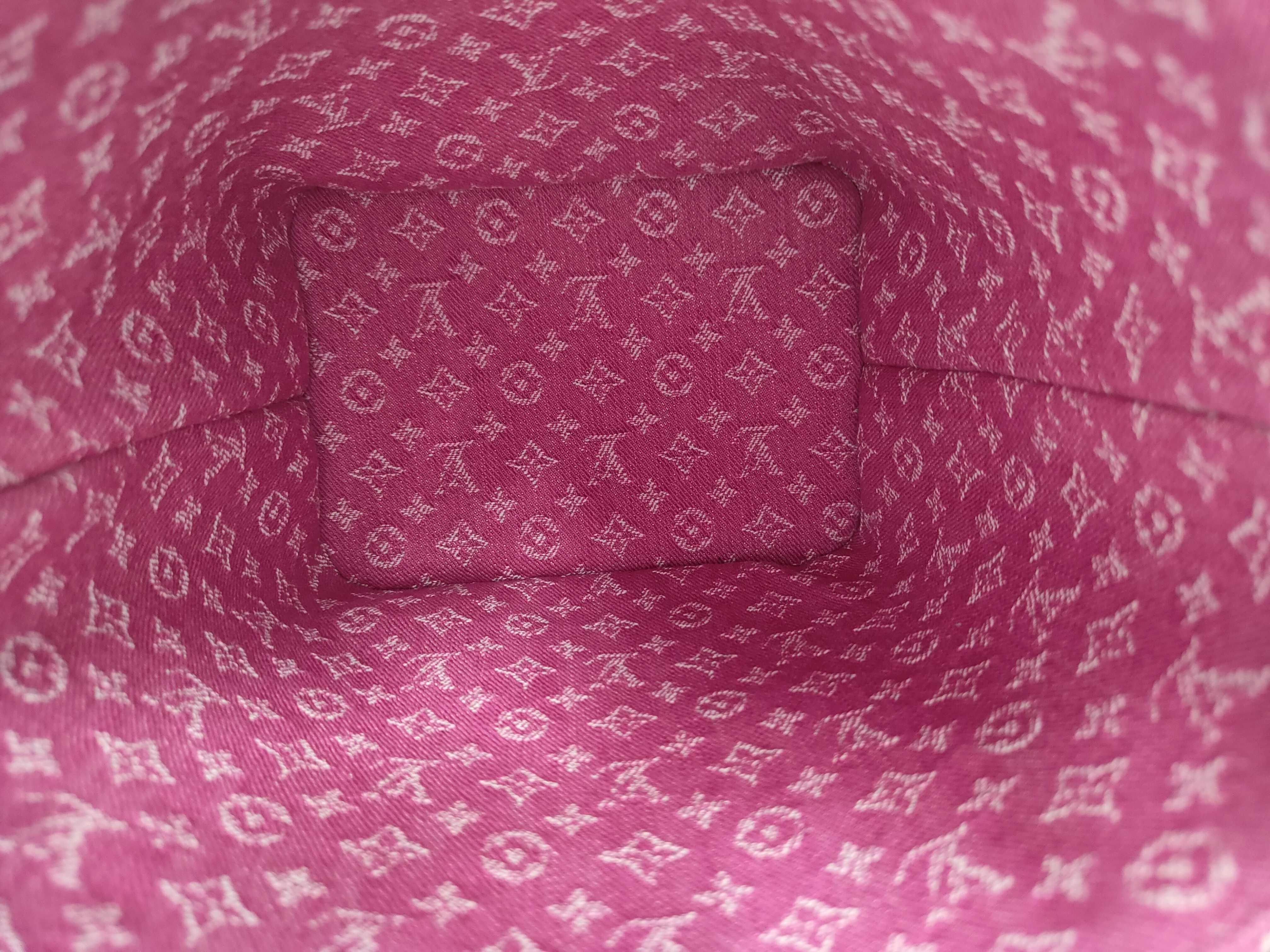 Denim Rendezvous All-in-BB Pink M27626 RFID Strap Tote Bag — view 8