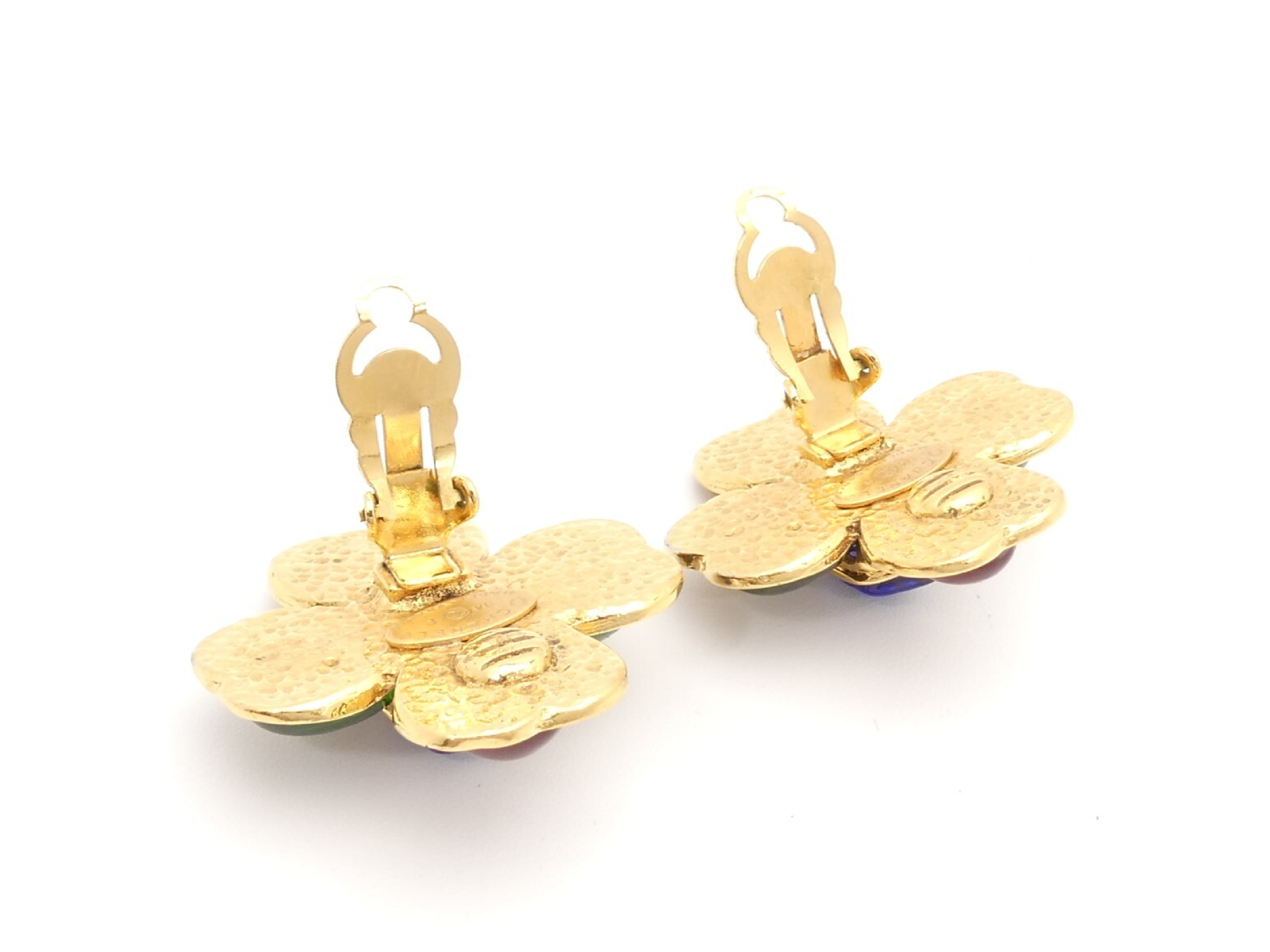 Coco Mark Clover Gold Earrings — view 4