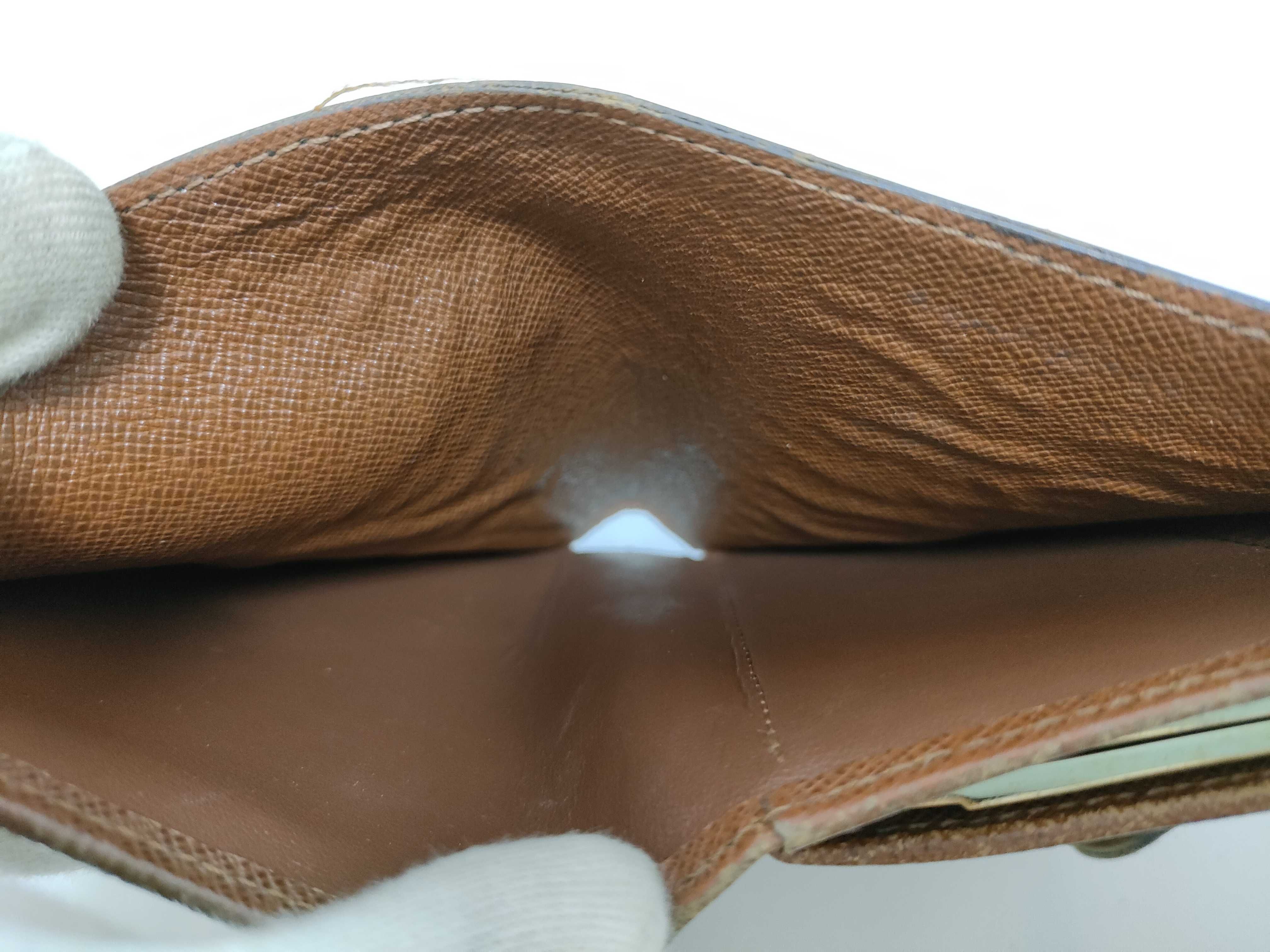 Monogram LV Bi-fold coin purse — view 11