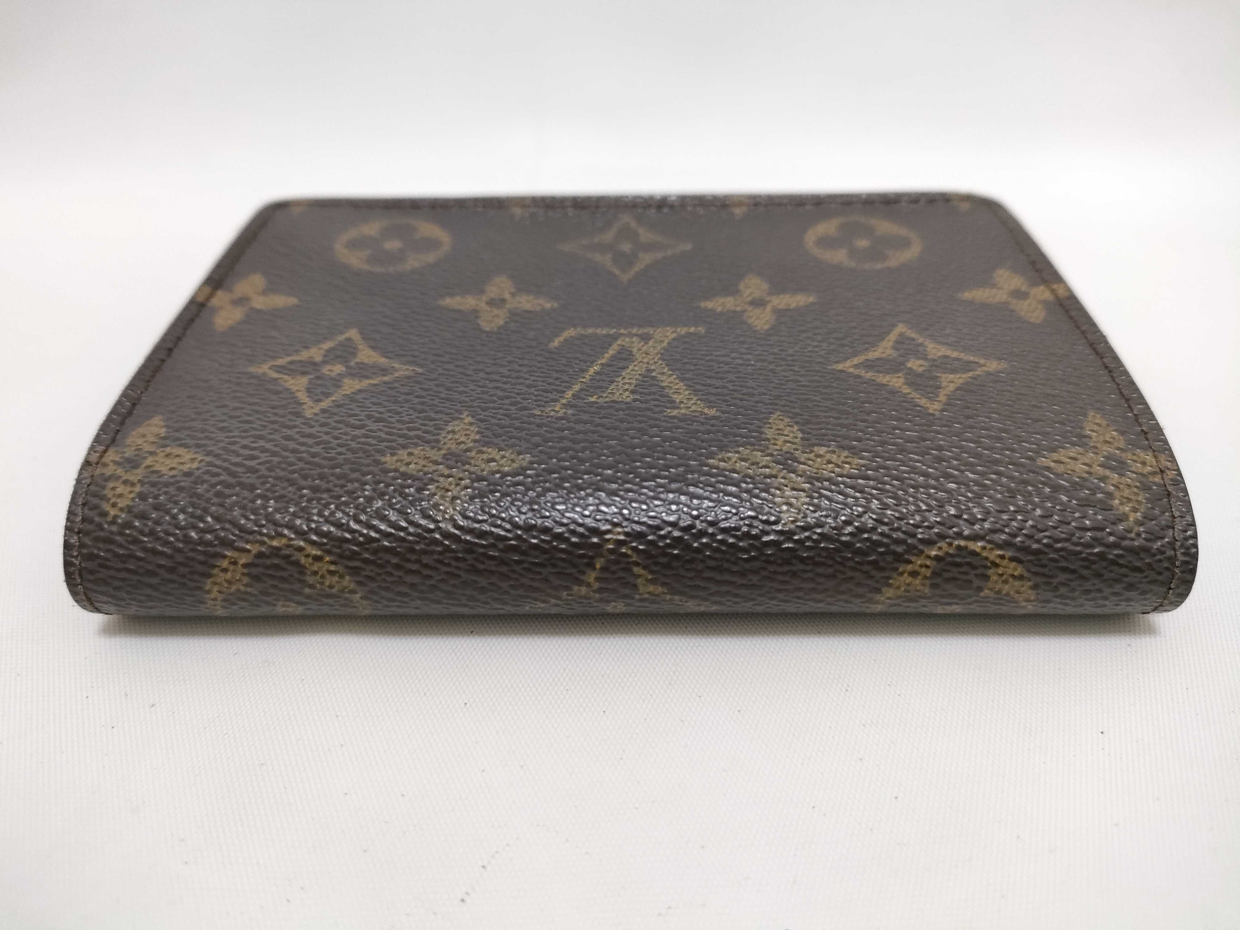 Monogram LV Bi-fold coin purse — view 3