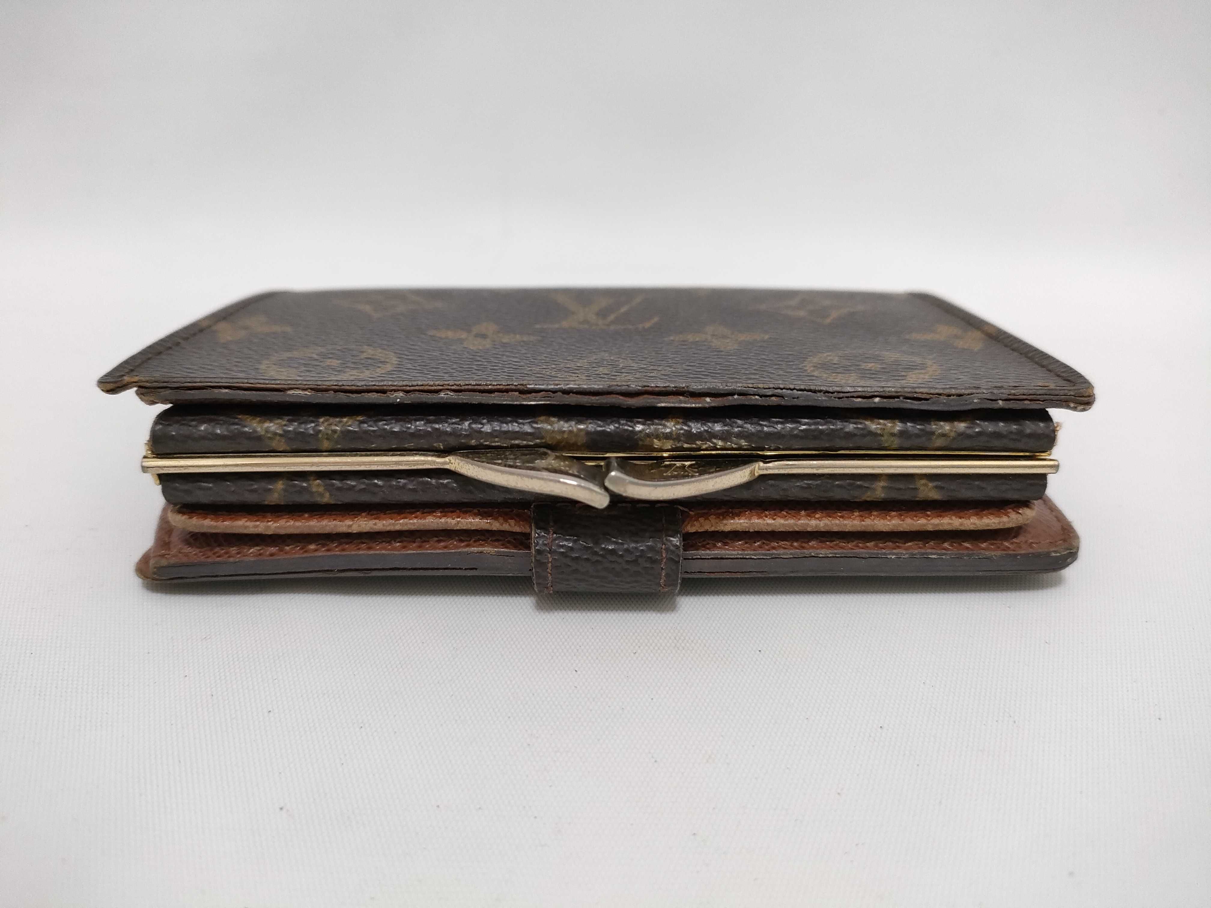 Monogram LV Bi-fold coin purse — view 6