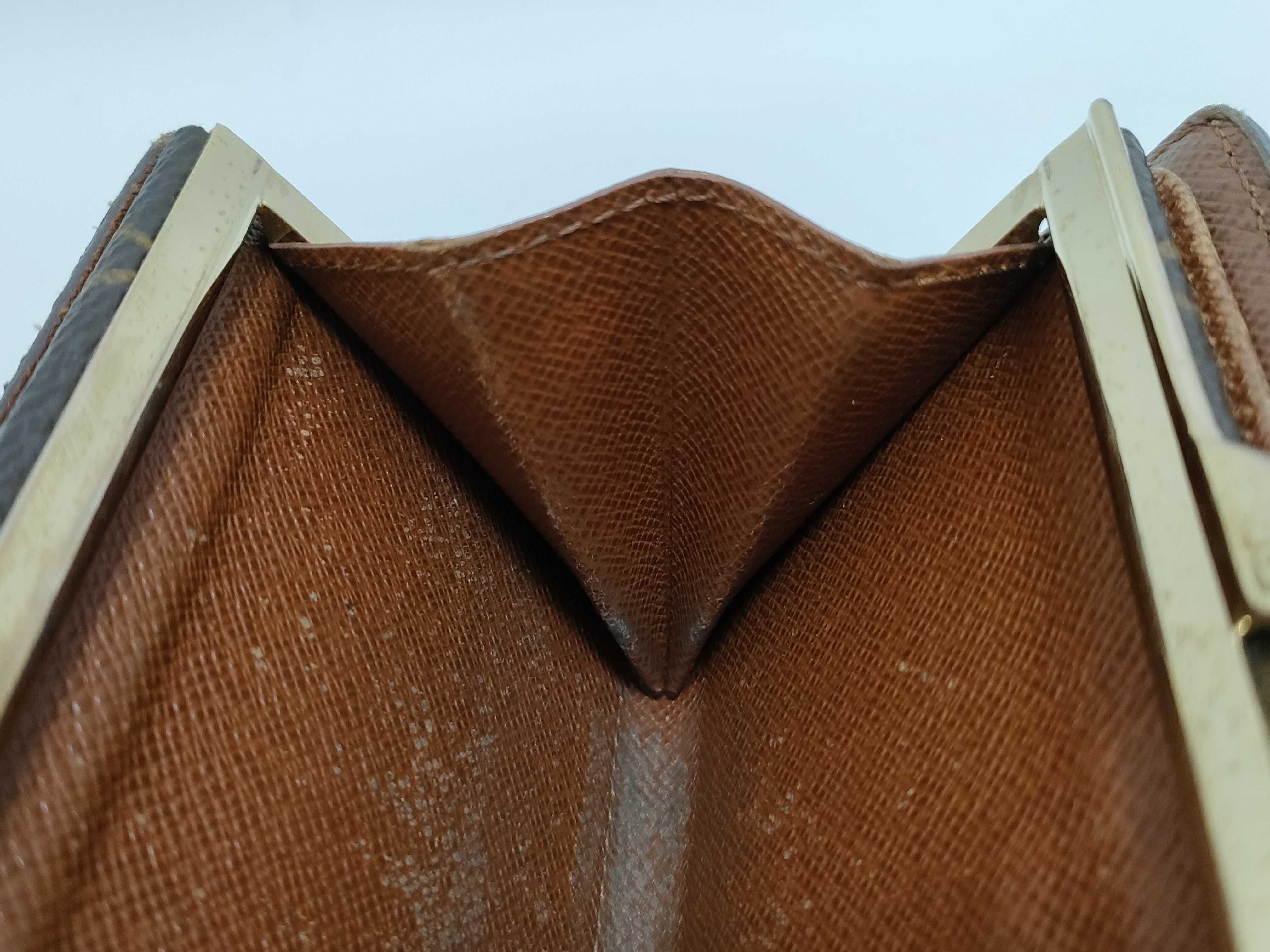 Monogram LV Bi-fold coin purse — view 7