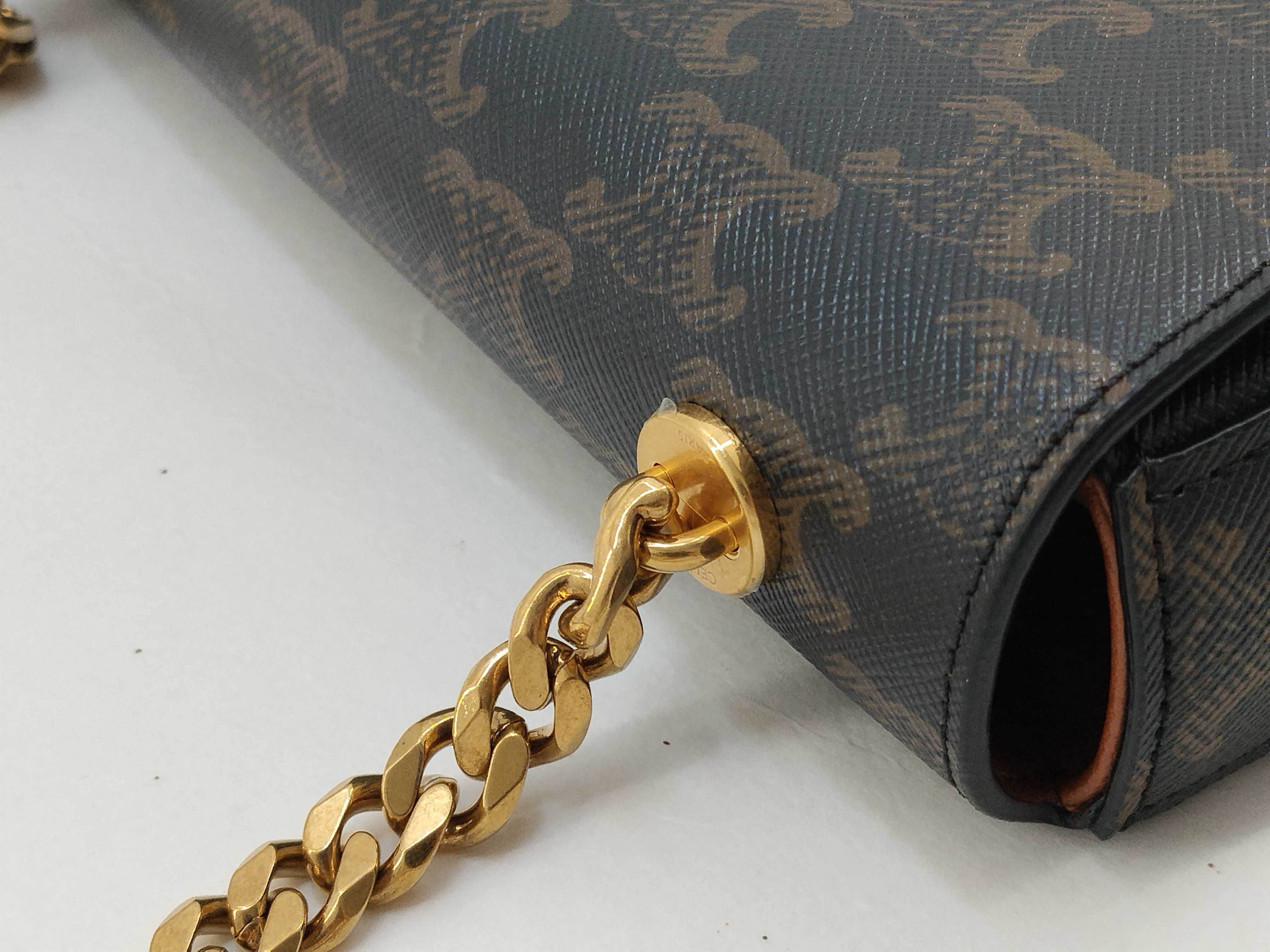 Triomphe Chain Shoulder Bag — view 5