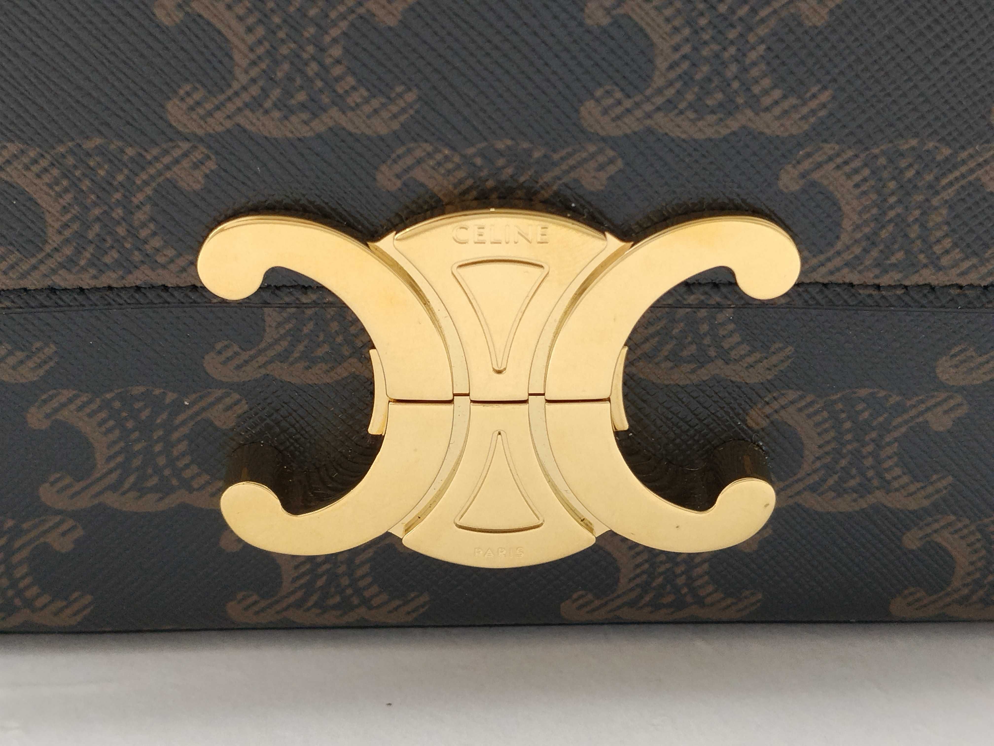 Triomphe Chain Shoulder Bag — view 8