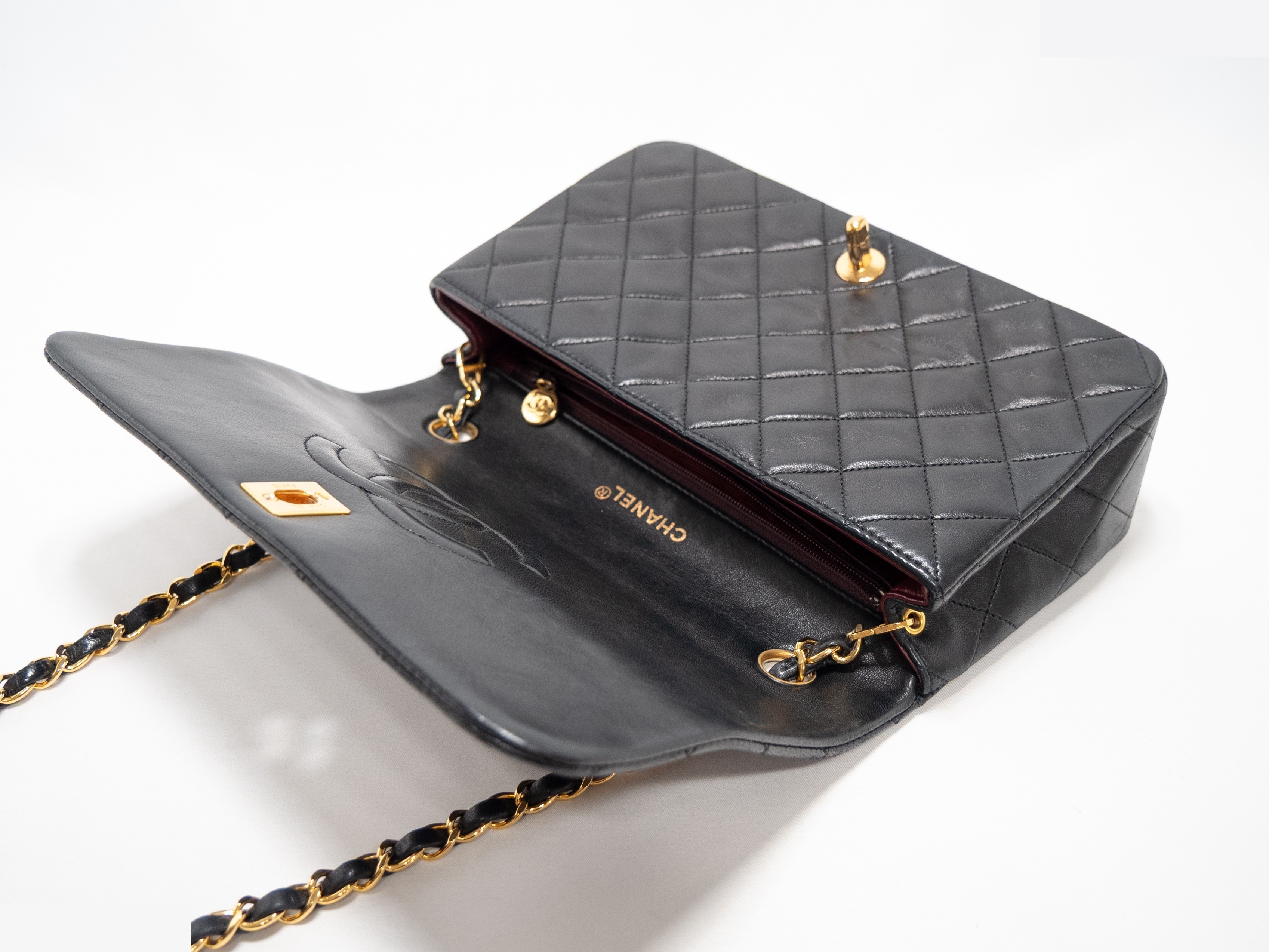 Matelassé full flap bag, matching seal card, box and bag included. — view 7