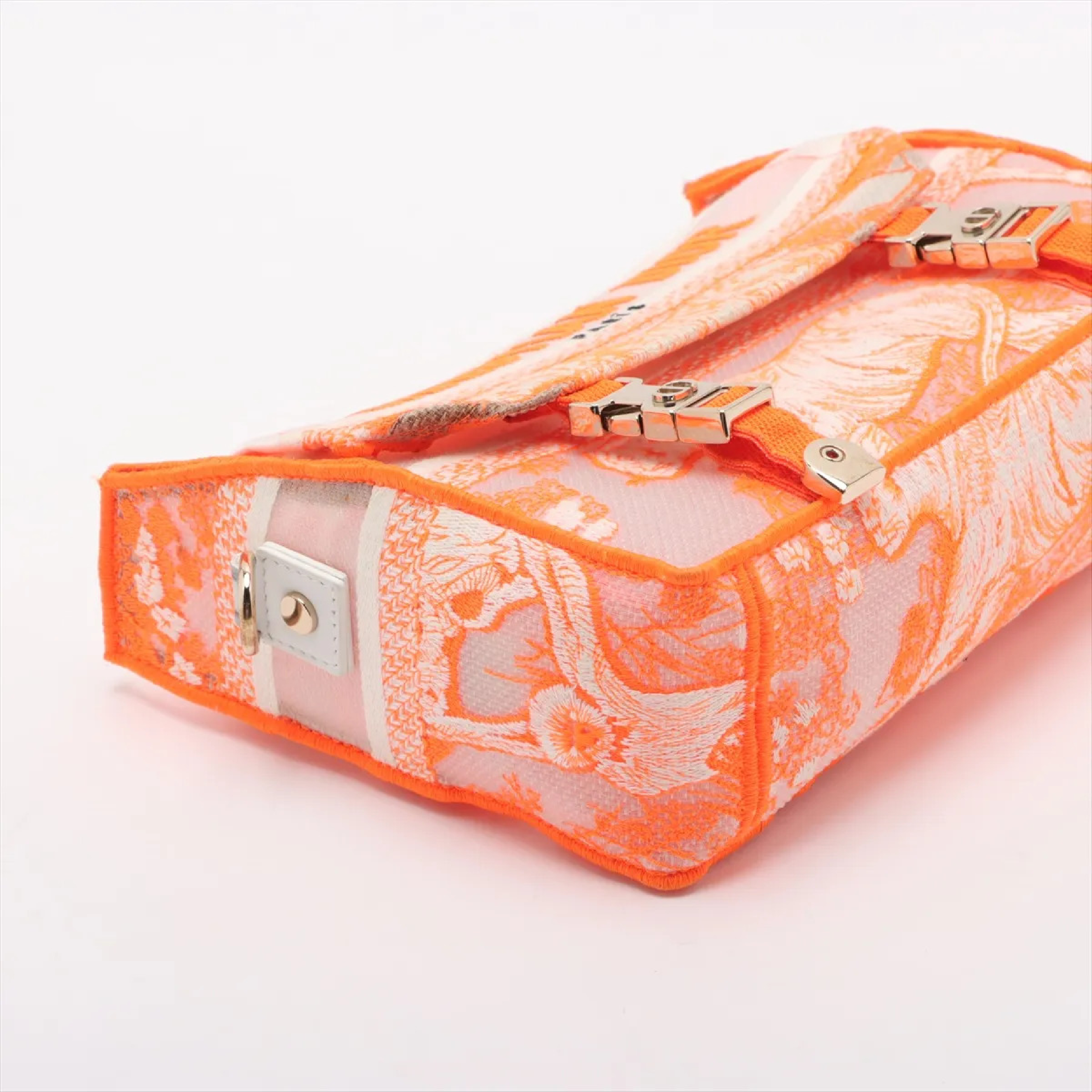 Diorcamp Shoulder Bag — view 4