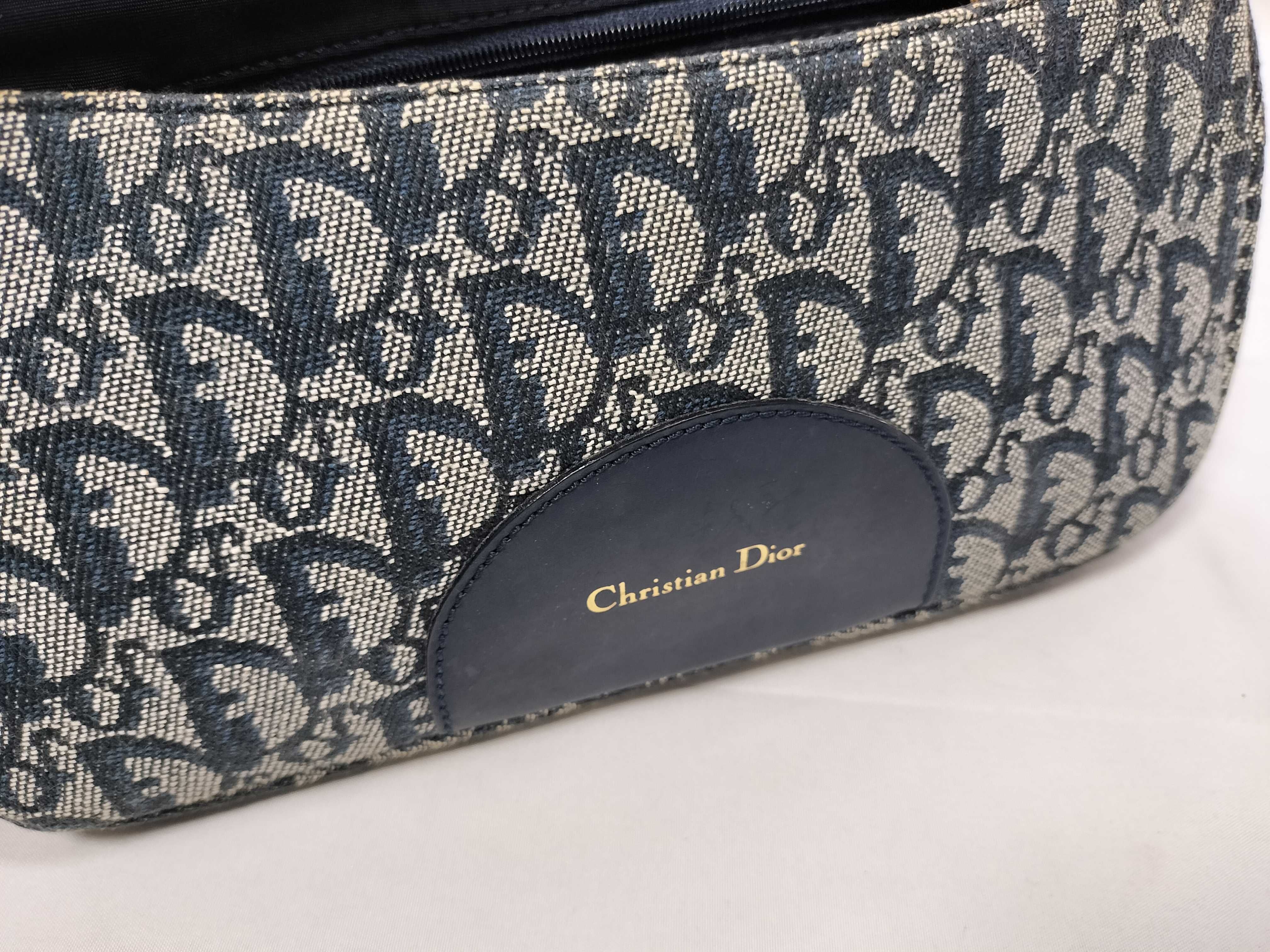 Trotter Maris Pearl Shoulder Bag — view 13